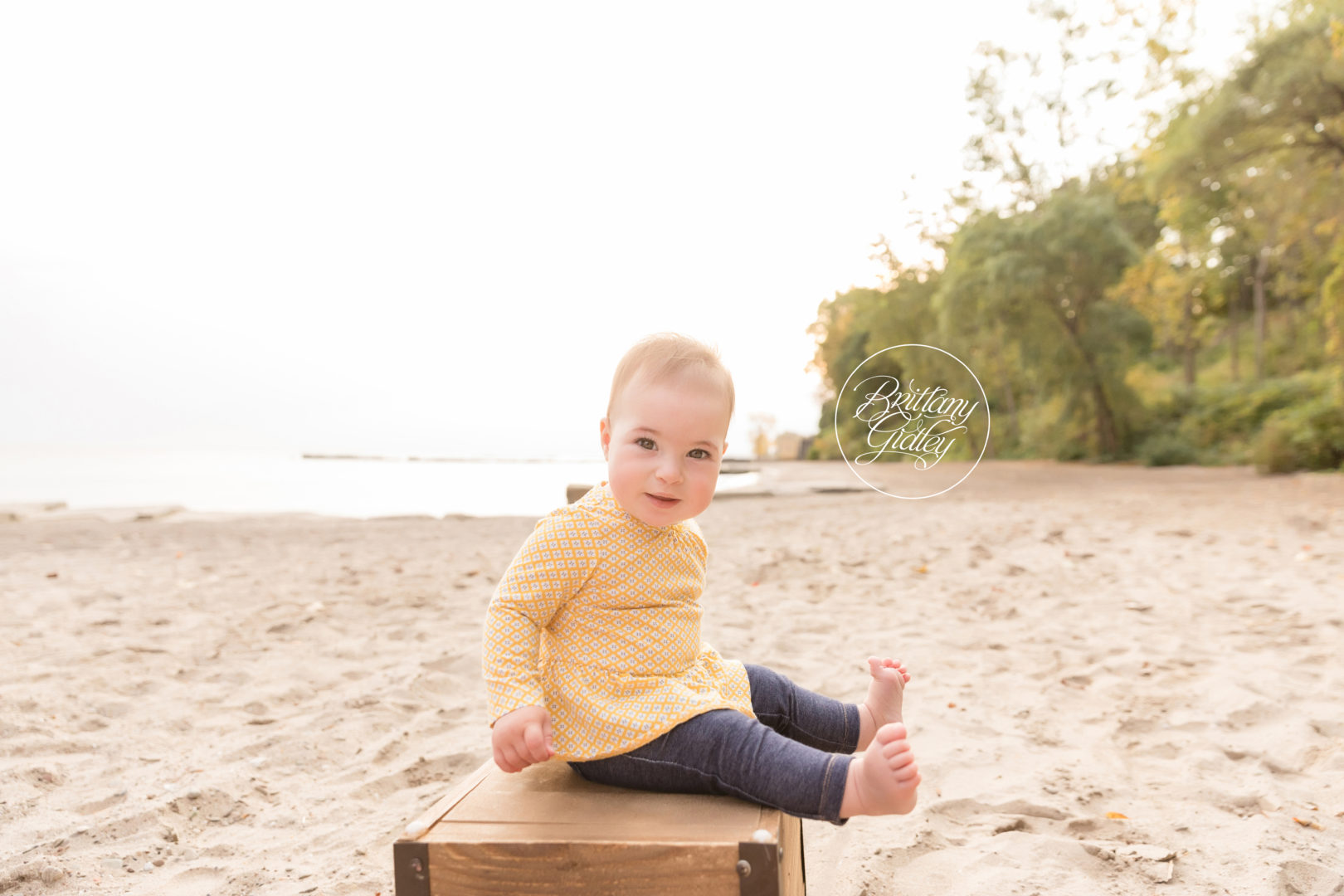 Huntington Beach Photo Shoot | Evie 9 Months