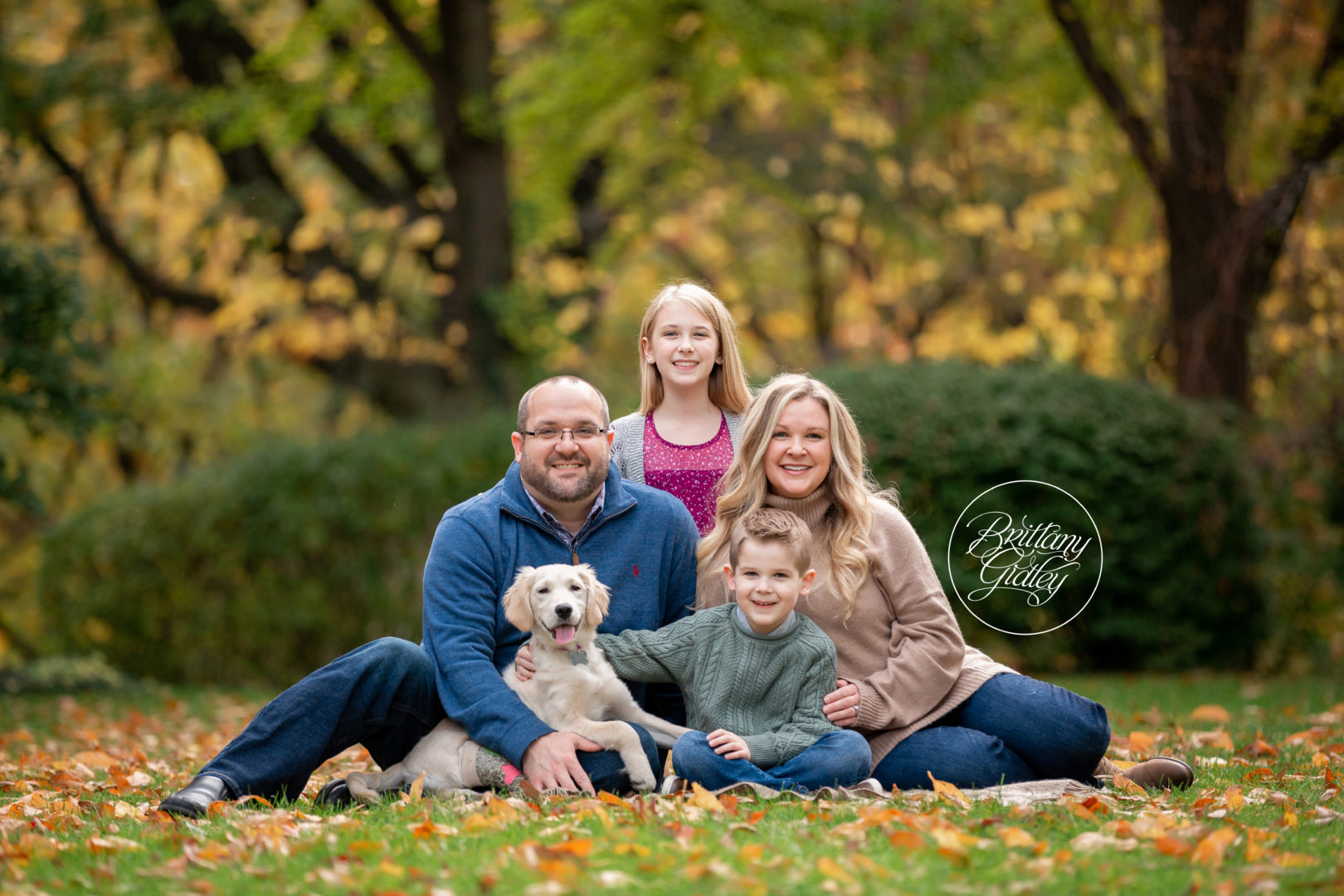 Avon Ohio Family Photographer | The Luchesi Family | Cultural Garden