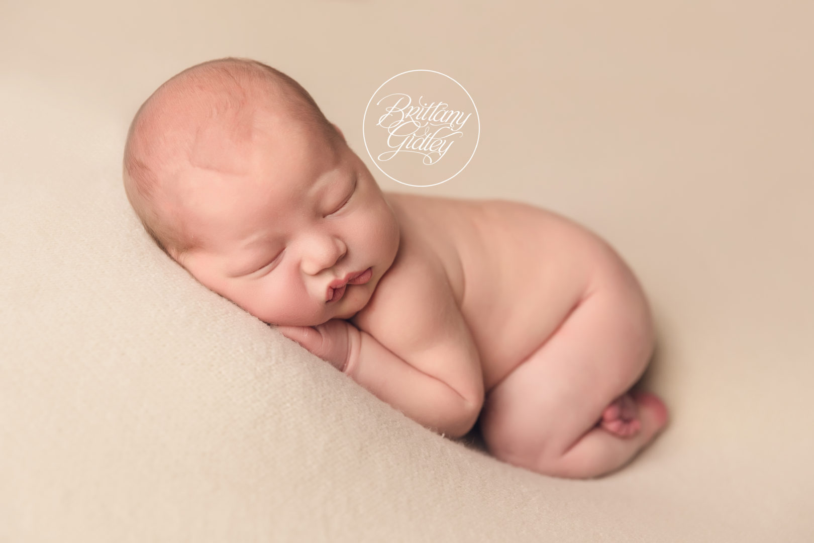 Newborn Baby Photographer | Introducing Daniel
