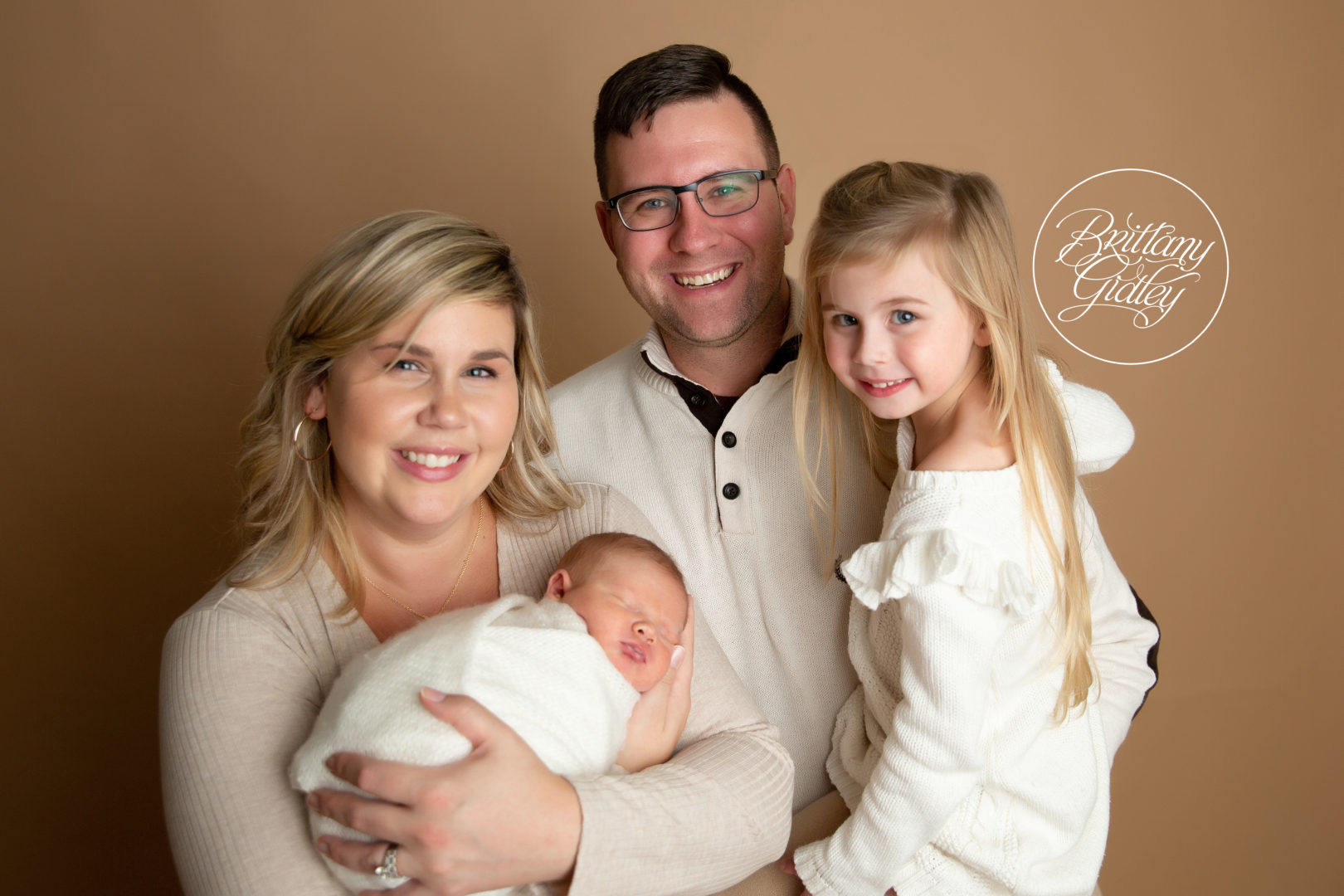 Newborn Photography Studio Cleveland