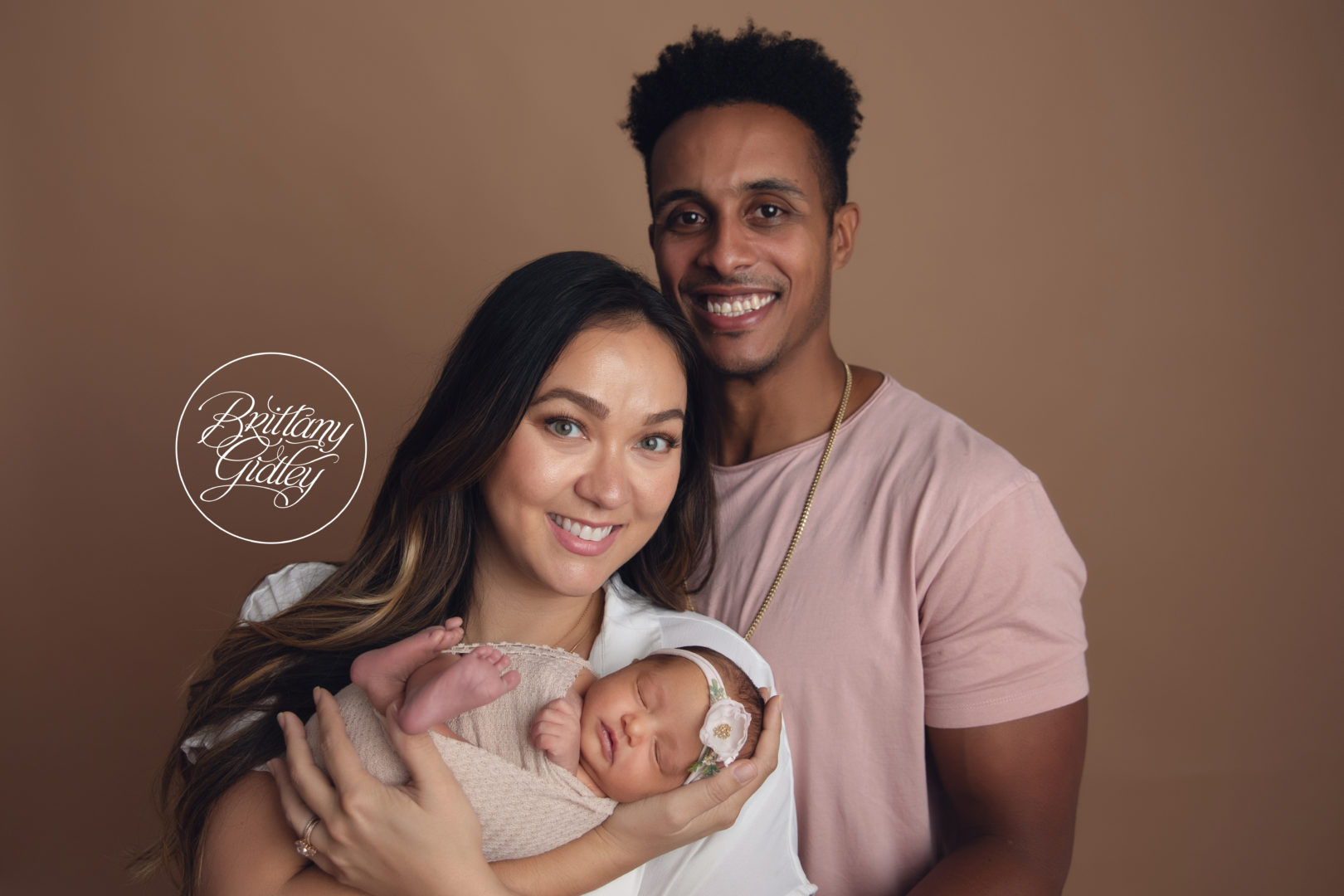 Newborn Photographer in Avon Ohio | Introducing Charli
