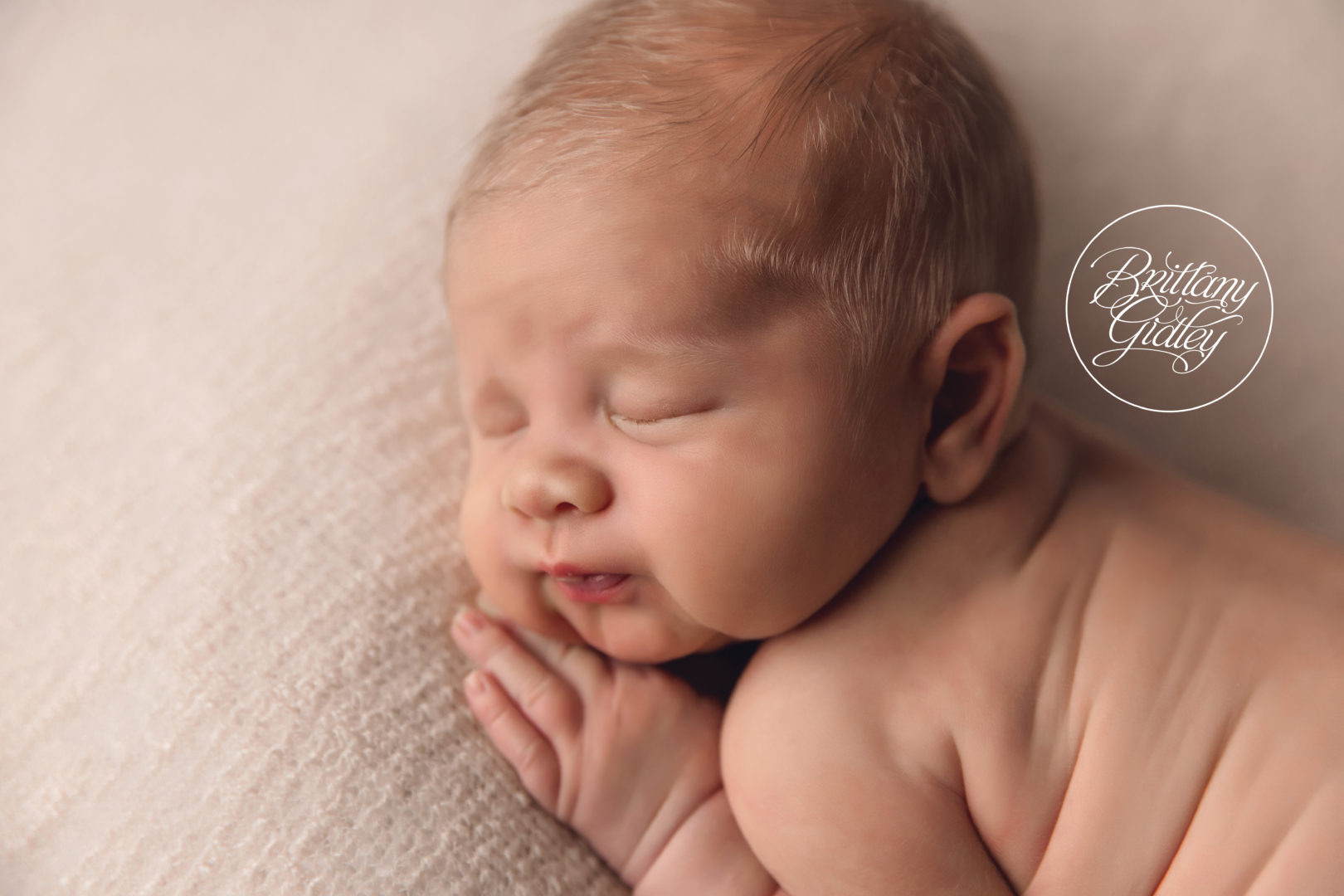 Newborn Photography Studio Cleveland