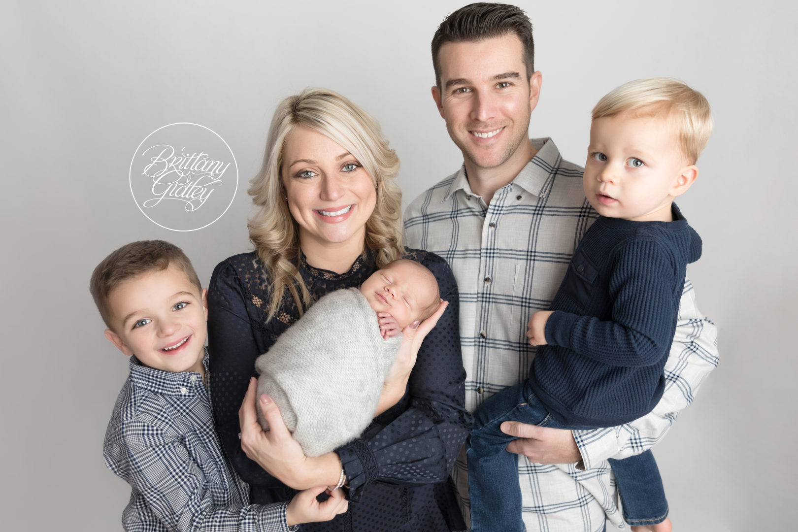 Strongsville Ohio Newborn Photographer | Introducing Blake