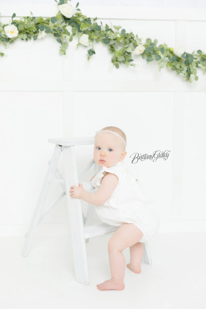 Baby Photographer Rocky River | Isabel 9 Months