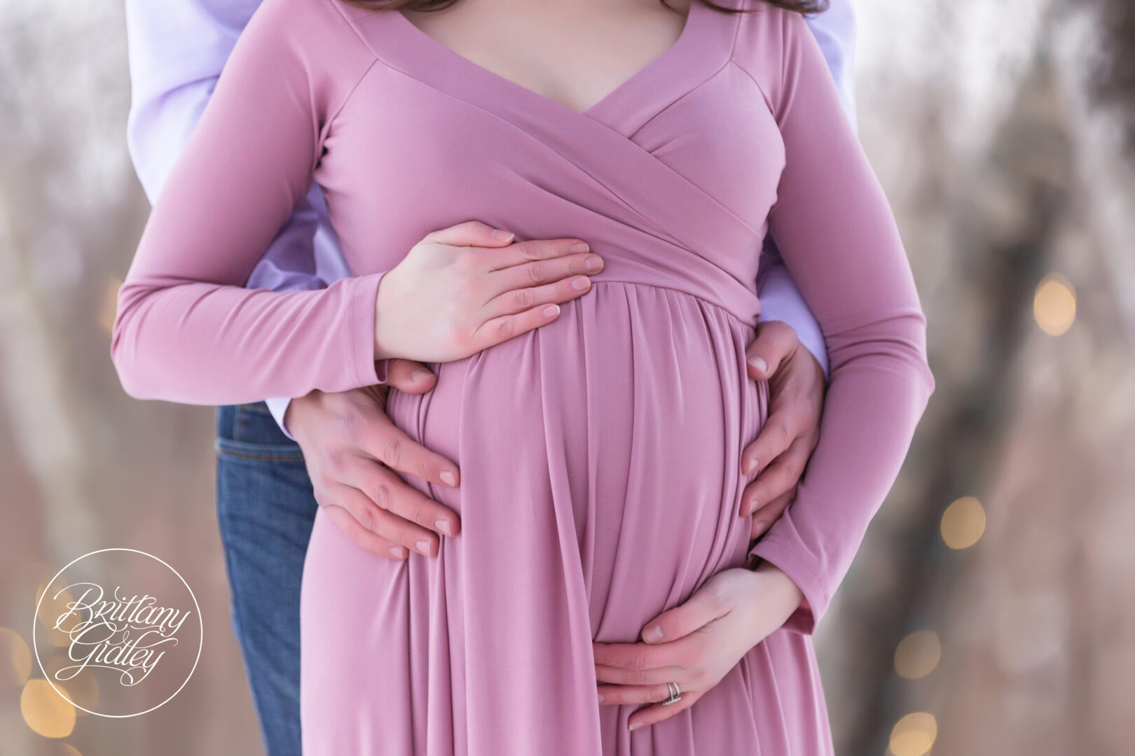 Winter Maternity Photo Shoot