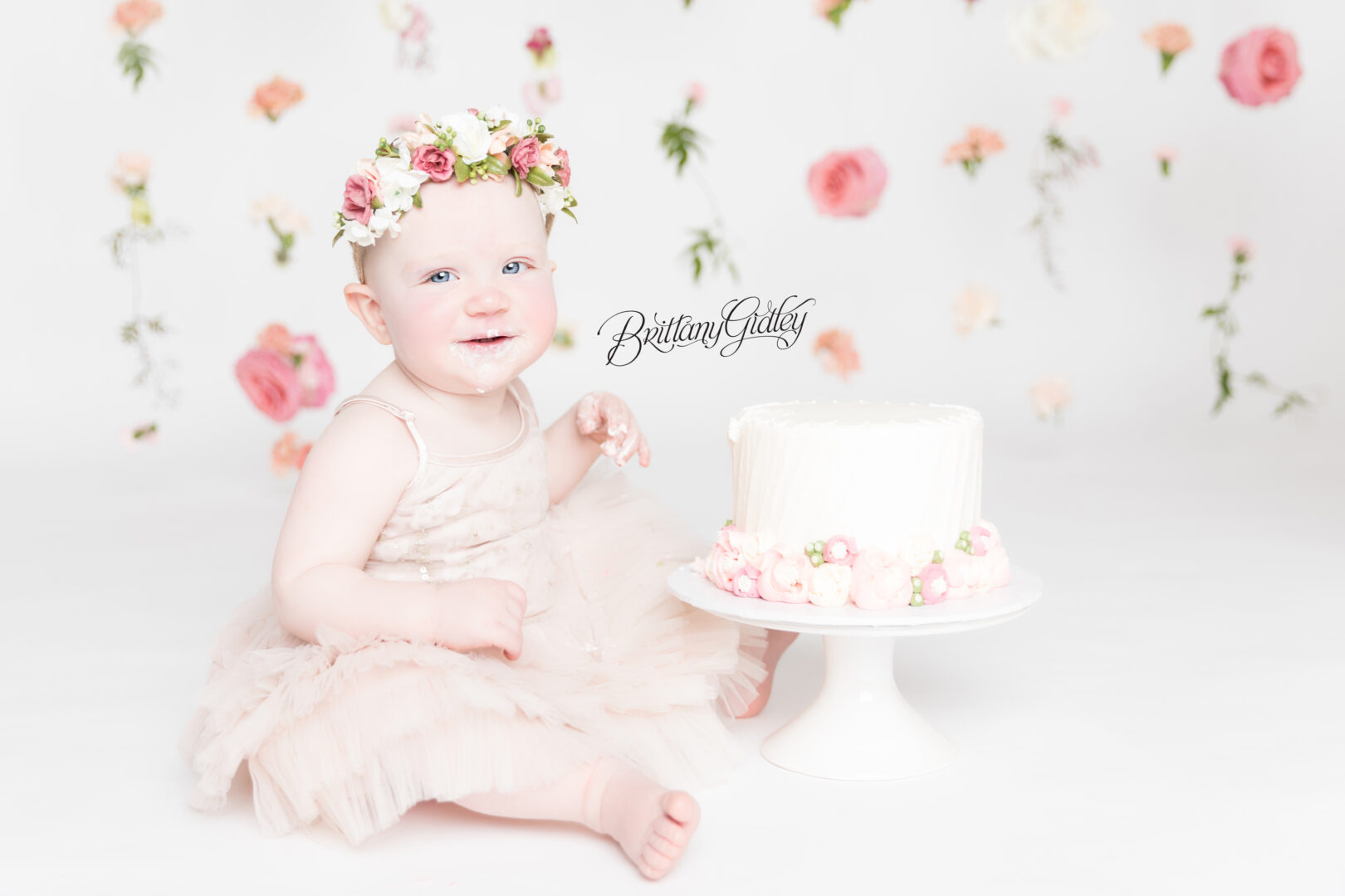 Floral Wall Cake Smash