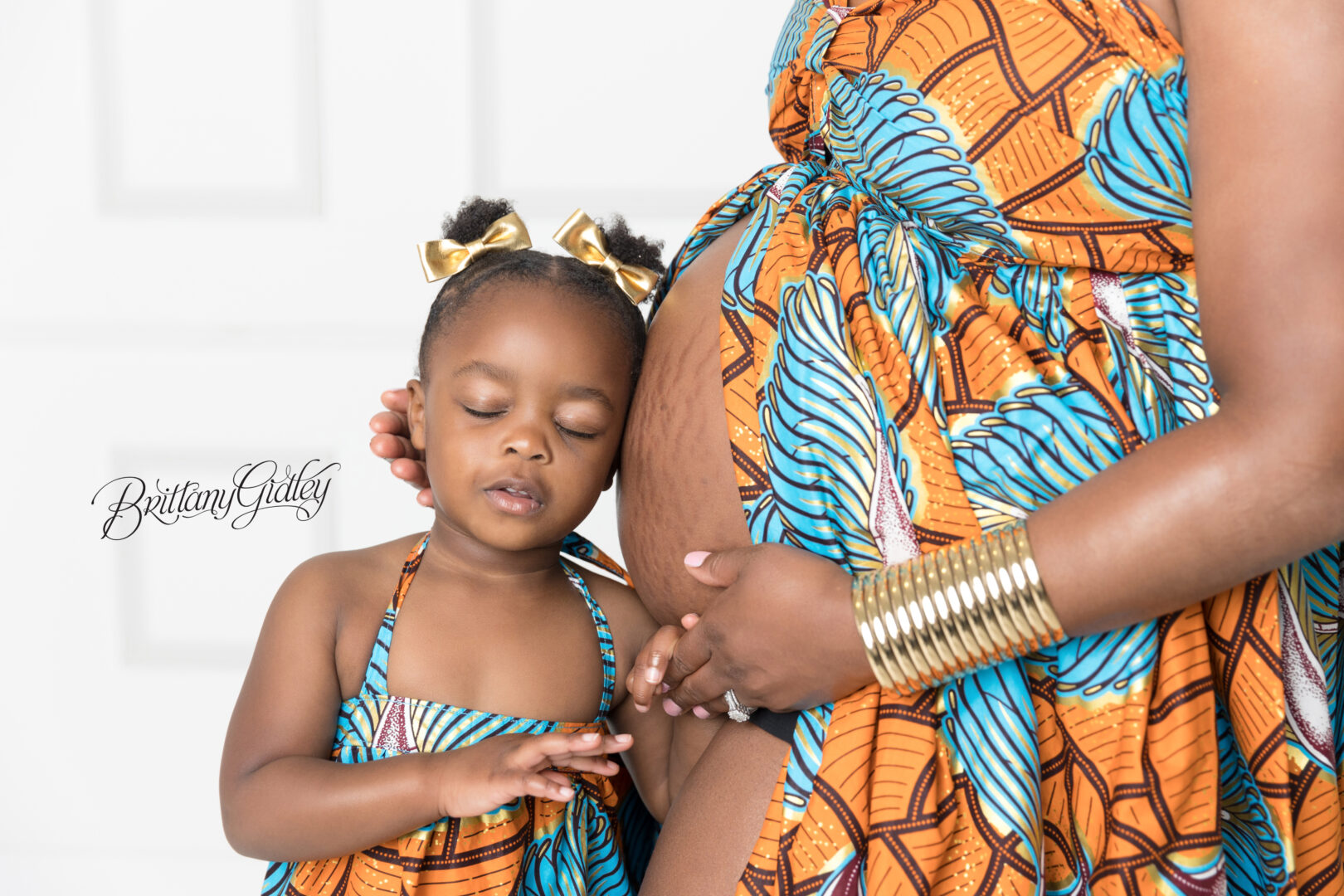 Mother and Daughter Pregnancy Images