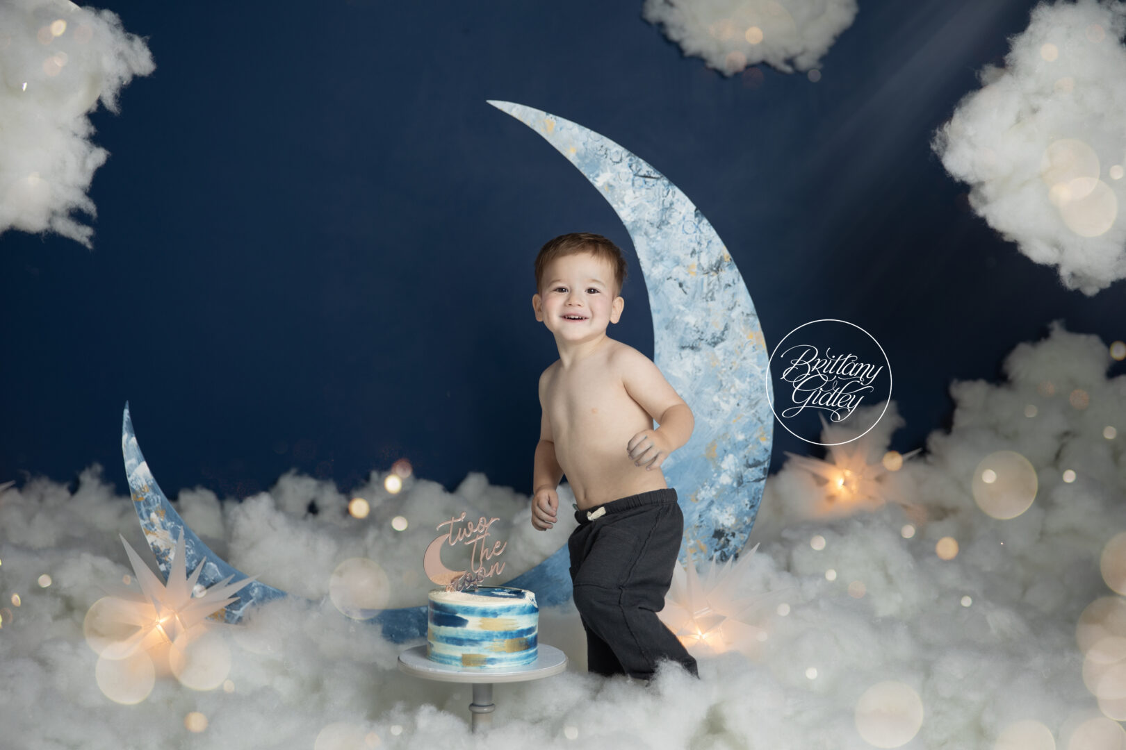 Moon Themed Photo Shoot | Two The Moon Dream Session