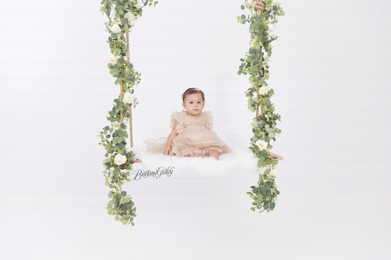 12 Month Old Baby on Swing | North Olmsted Photographer
