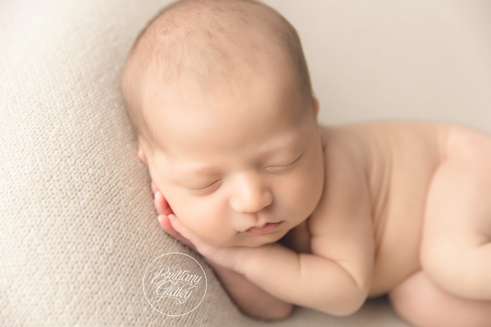 Cleveland Ohio Newborn Photography Studio