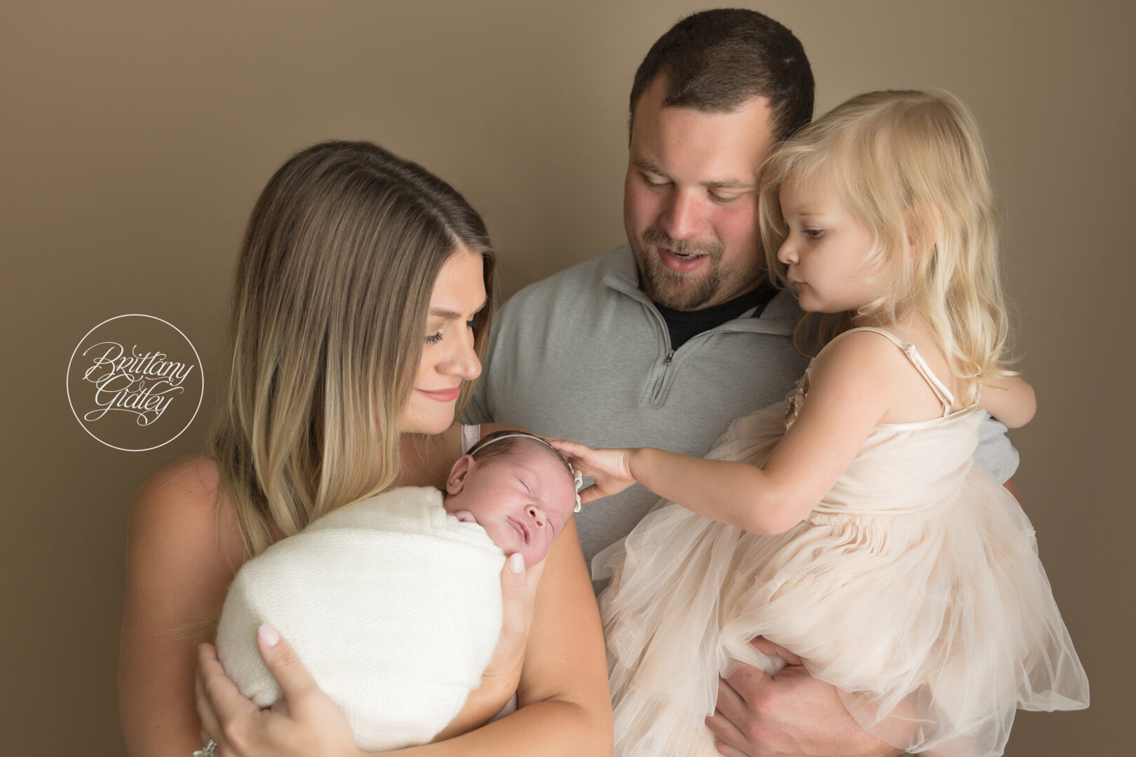 Family Newborn Photo Shoot