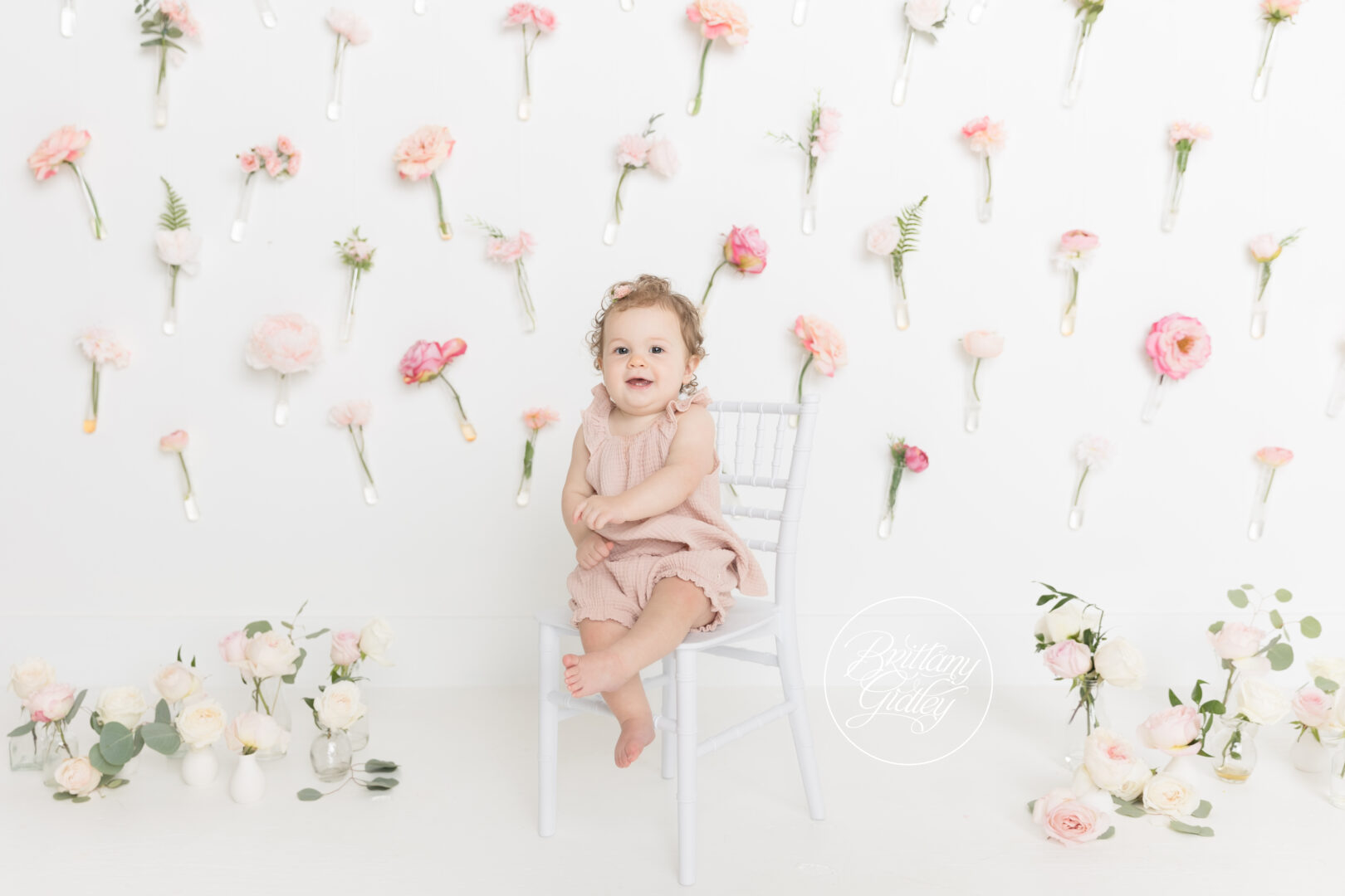 Flower Wall Photography | Waite Hill Photographer