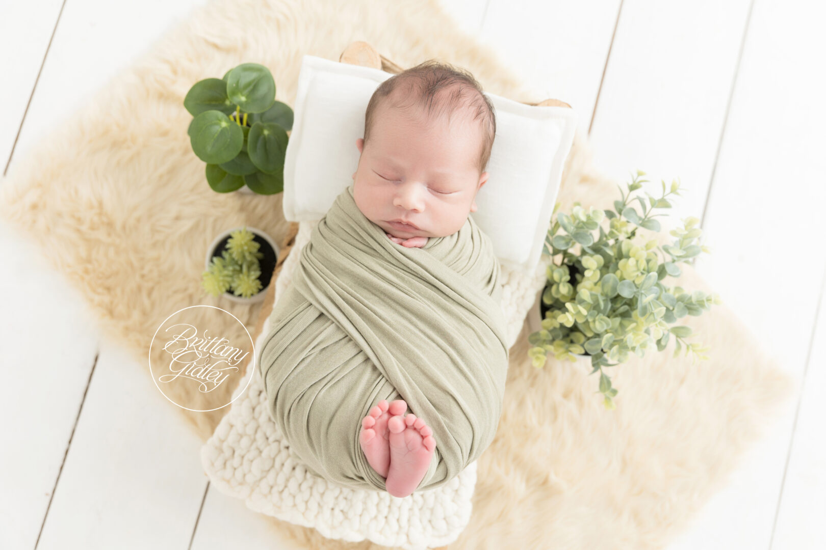 Natural Newborn Photographer
