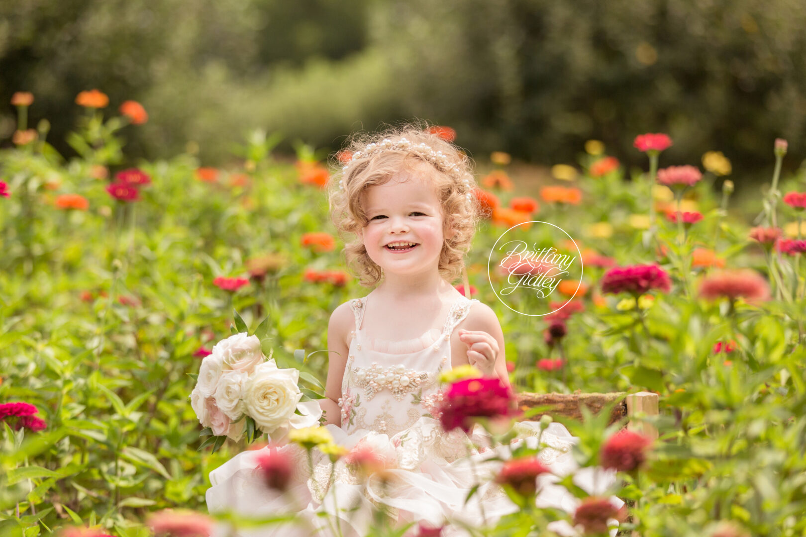 Best Child Photographer Cleveland | Bumblebees and Butterflies Dream Session | Stan Hywet Gardens