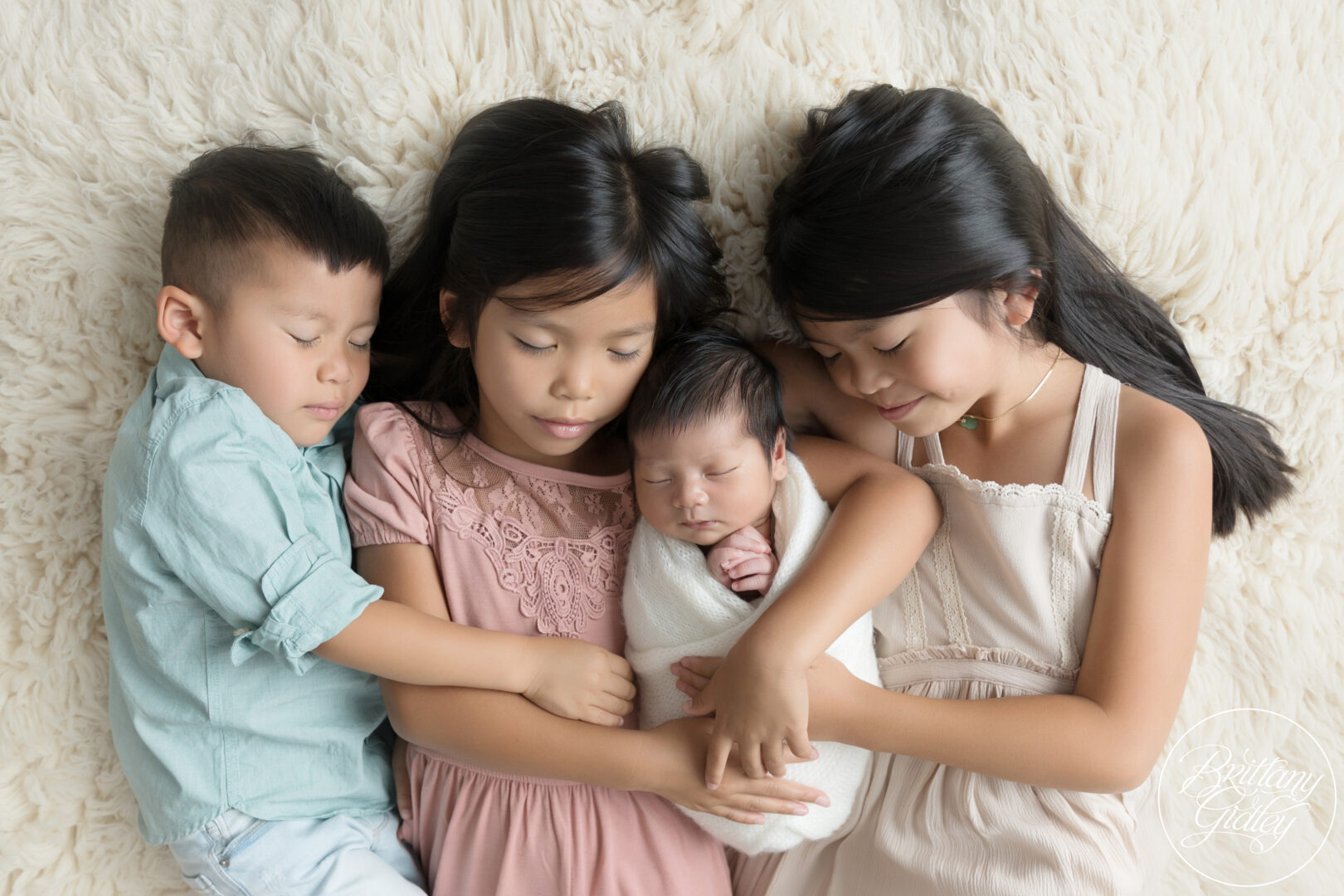 Best Sibling Photographer