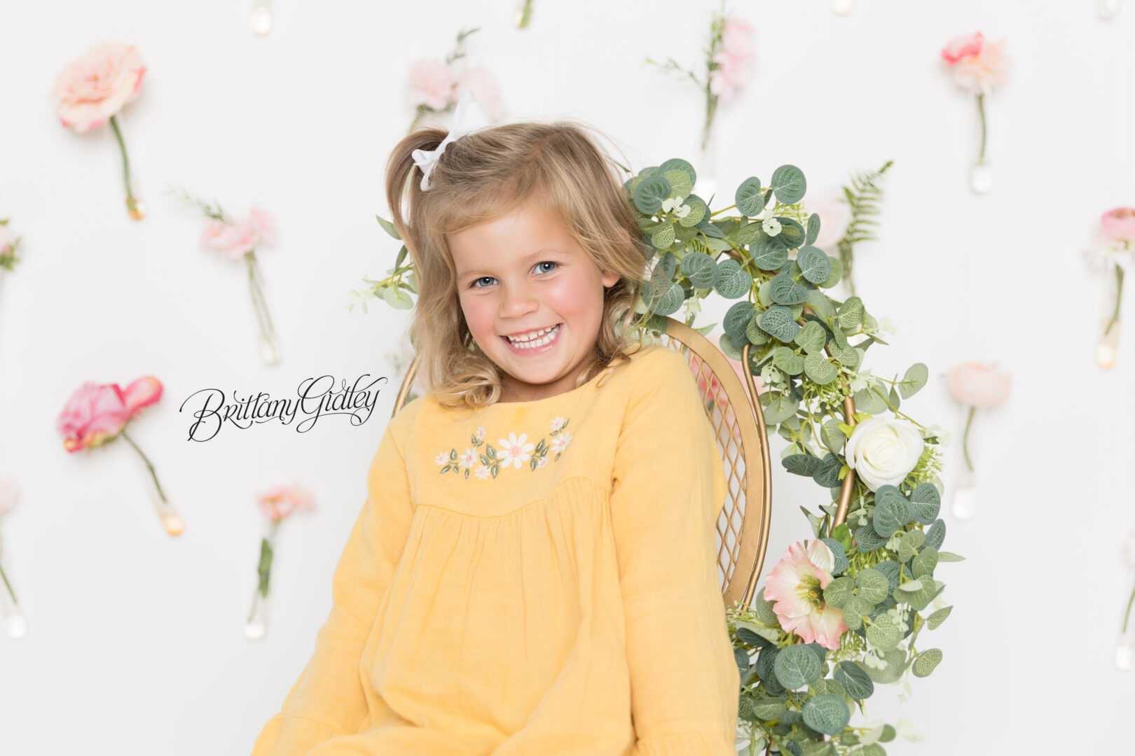 Flower Wall Photo Shoot
