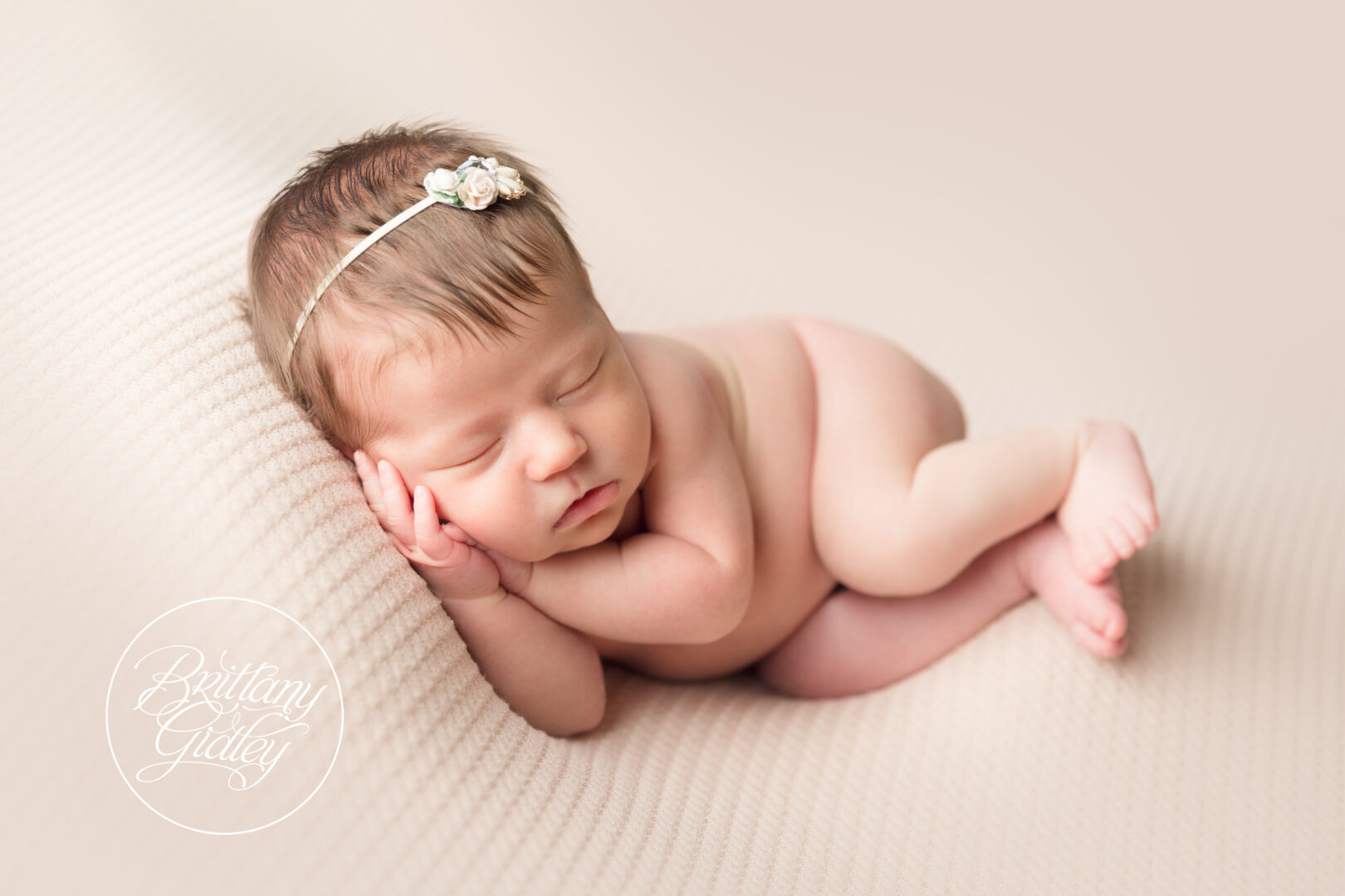 Baby Girl | Warren Ohio Newborn Photographer
