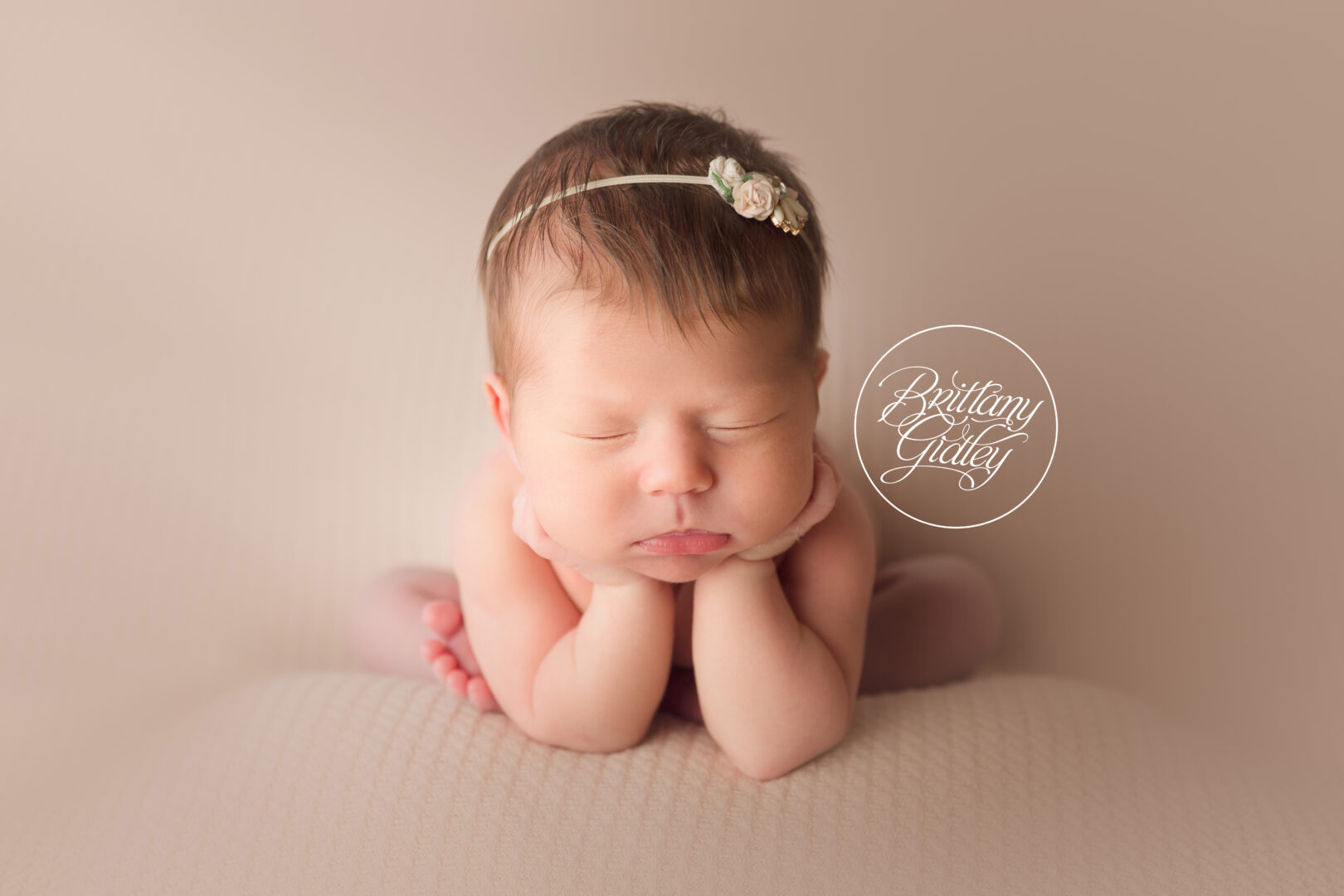 Newborn Baby Studio