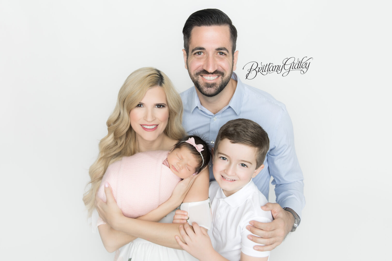 Family and Baby Pittsburgh Newborn Photographer