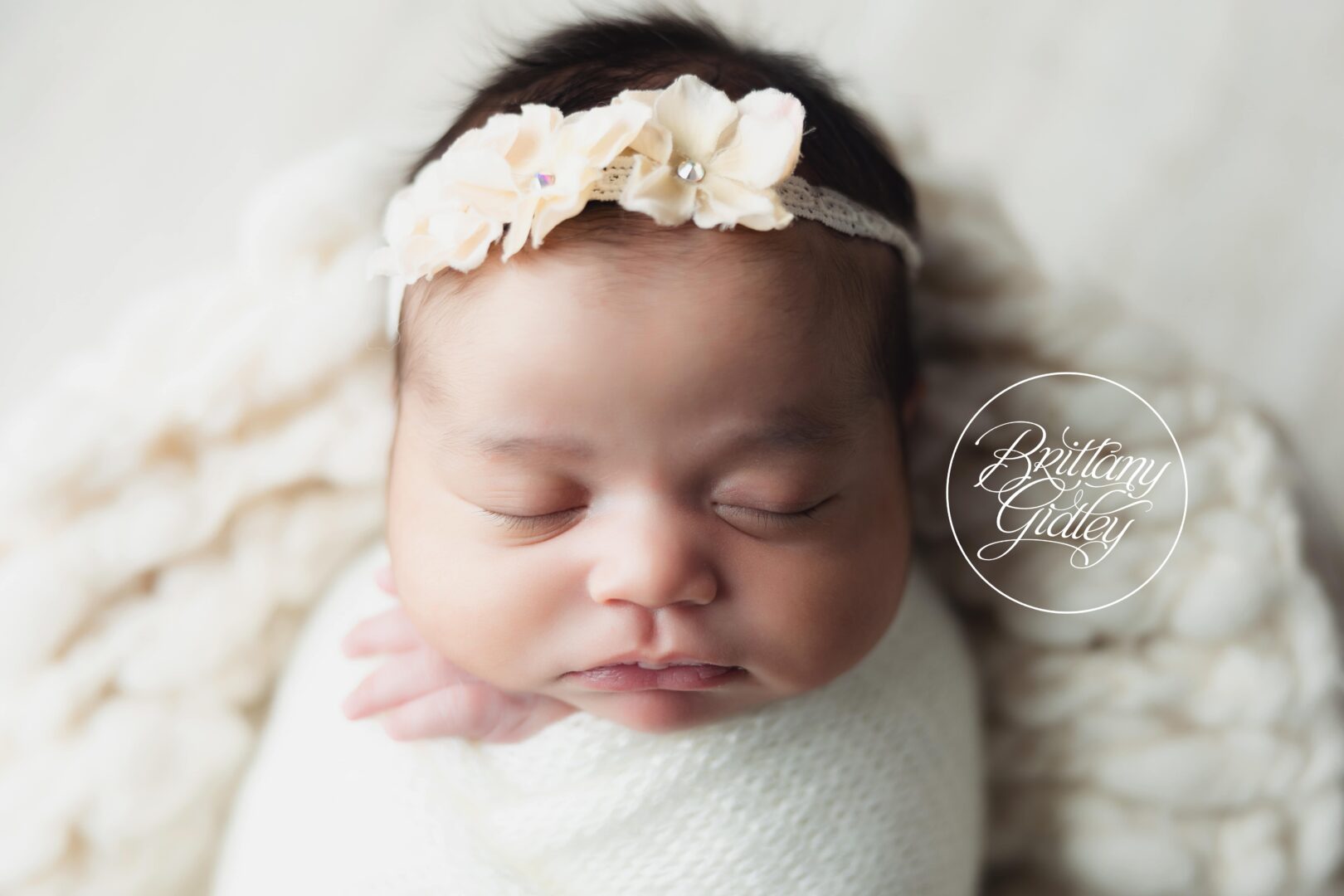 Newborn Session | Newborn Girl Studio Photographer