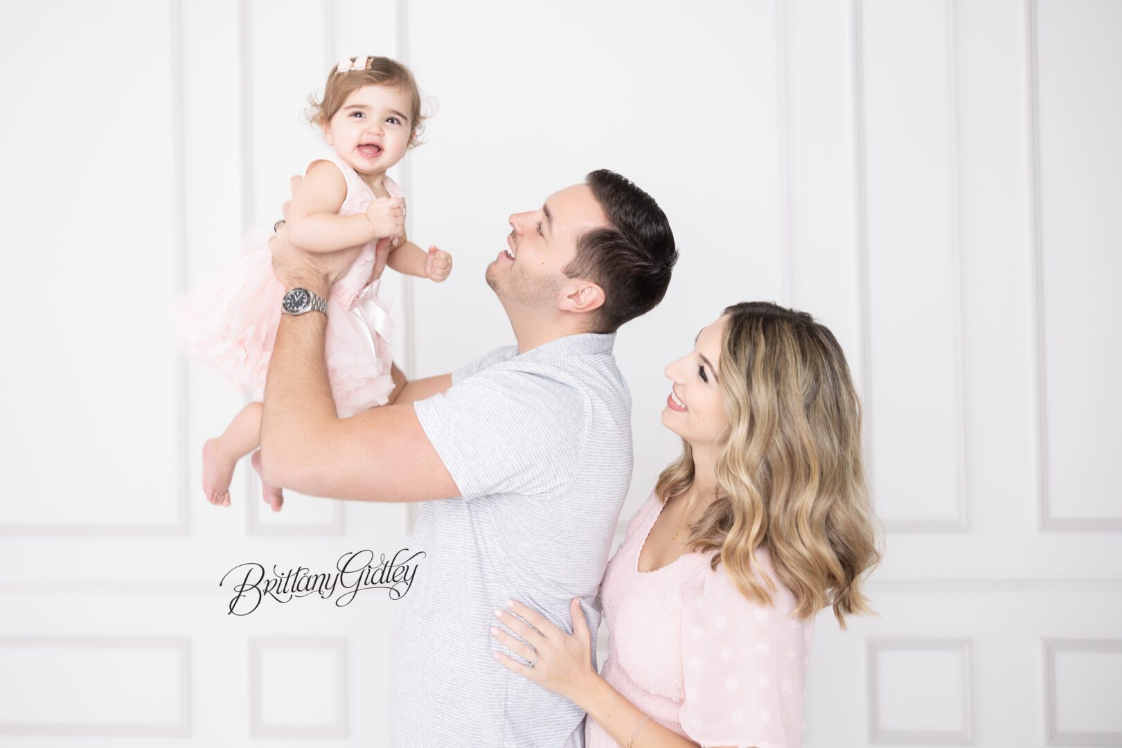 Family Photo Shoot | Columbia Station Photographer