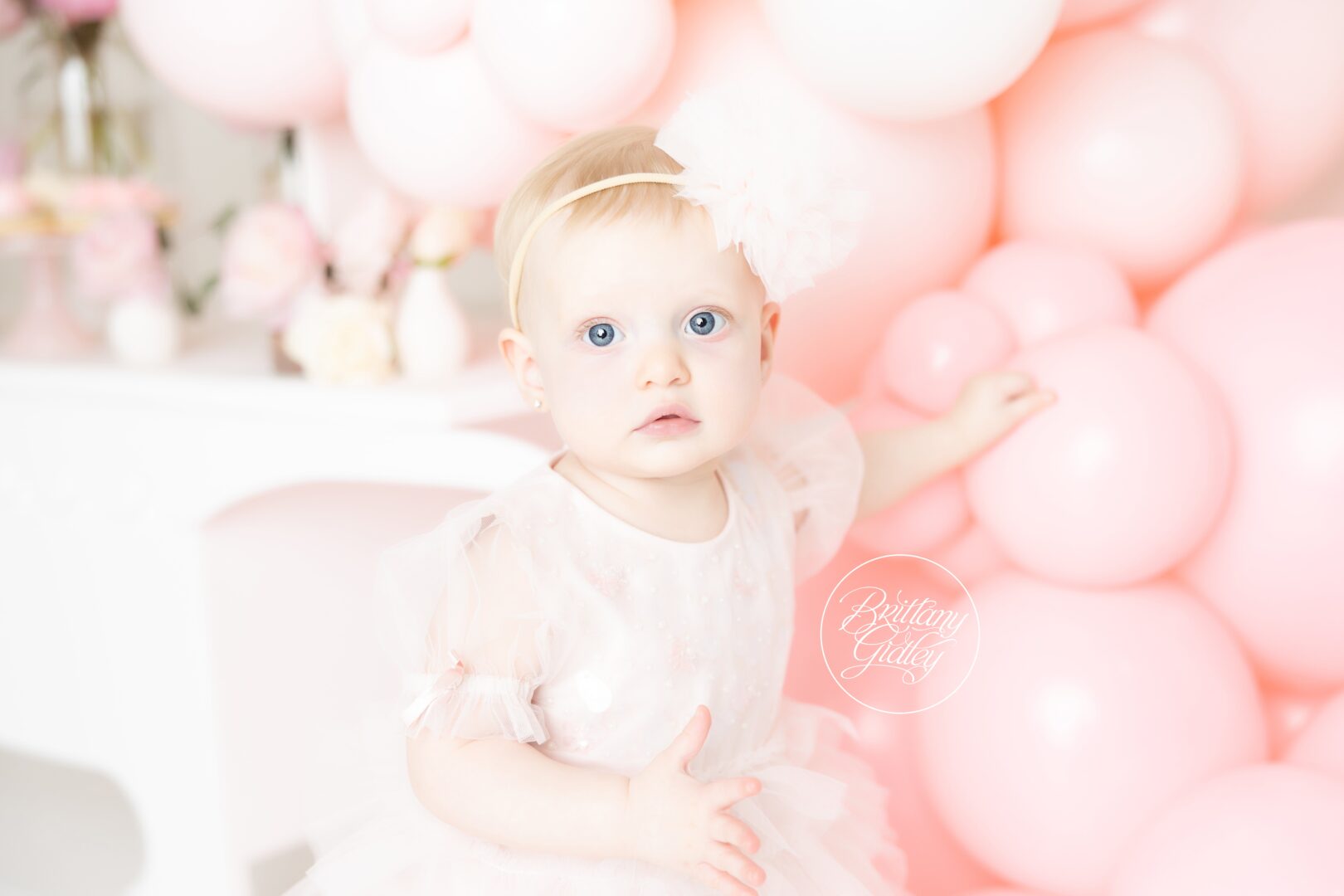 First Birthday Party Inspiration Pink | Bubbles and Blooms Dream Session