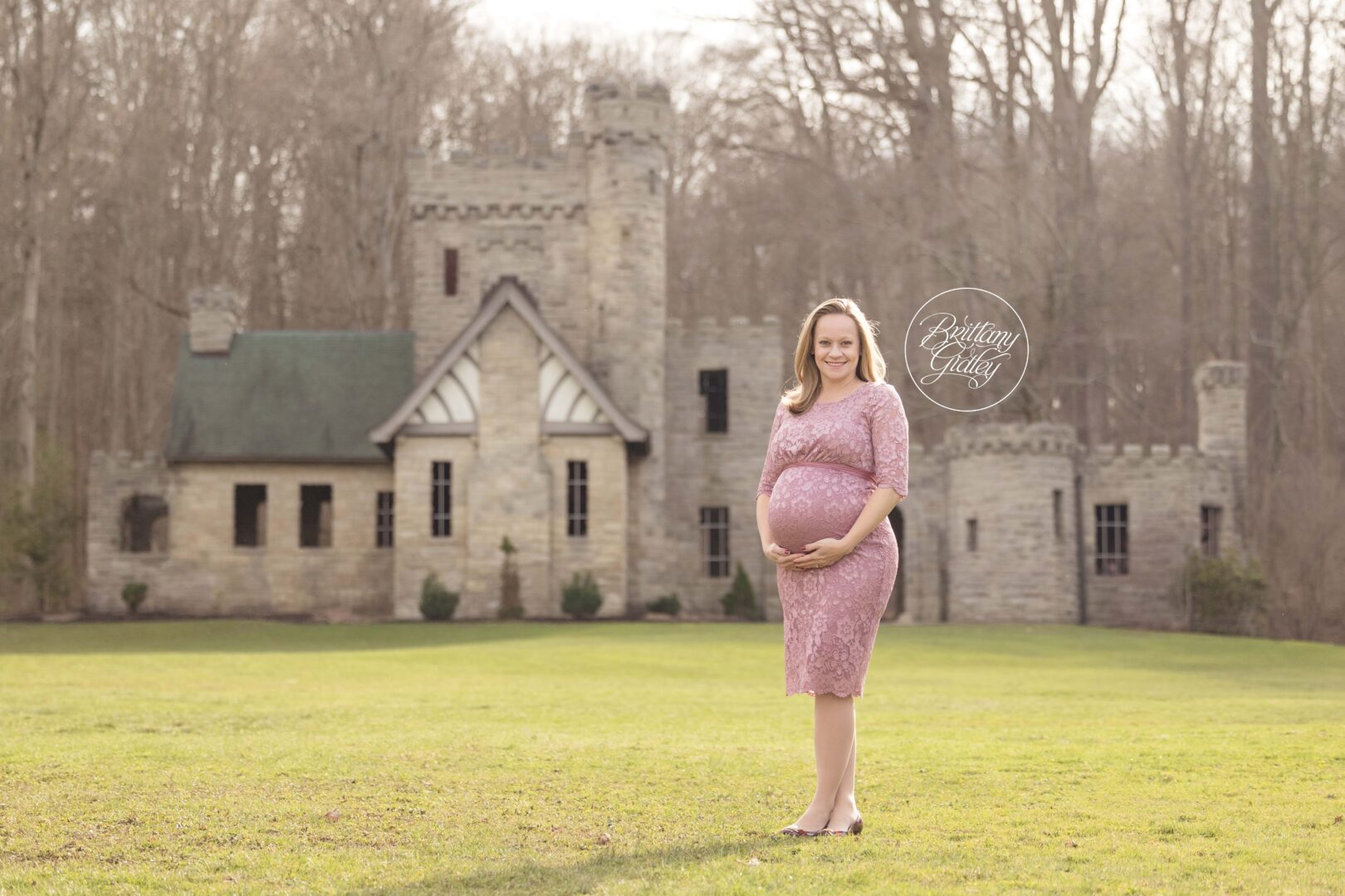 Pregnancy and Maternity Photography Squires Castle