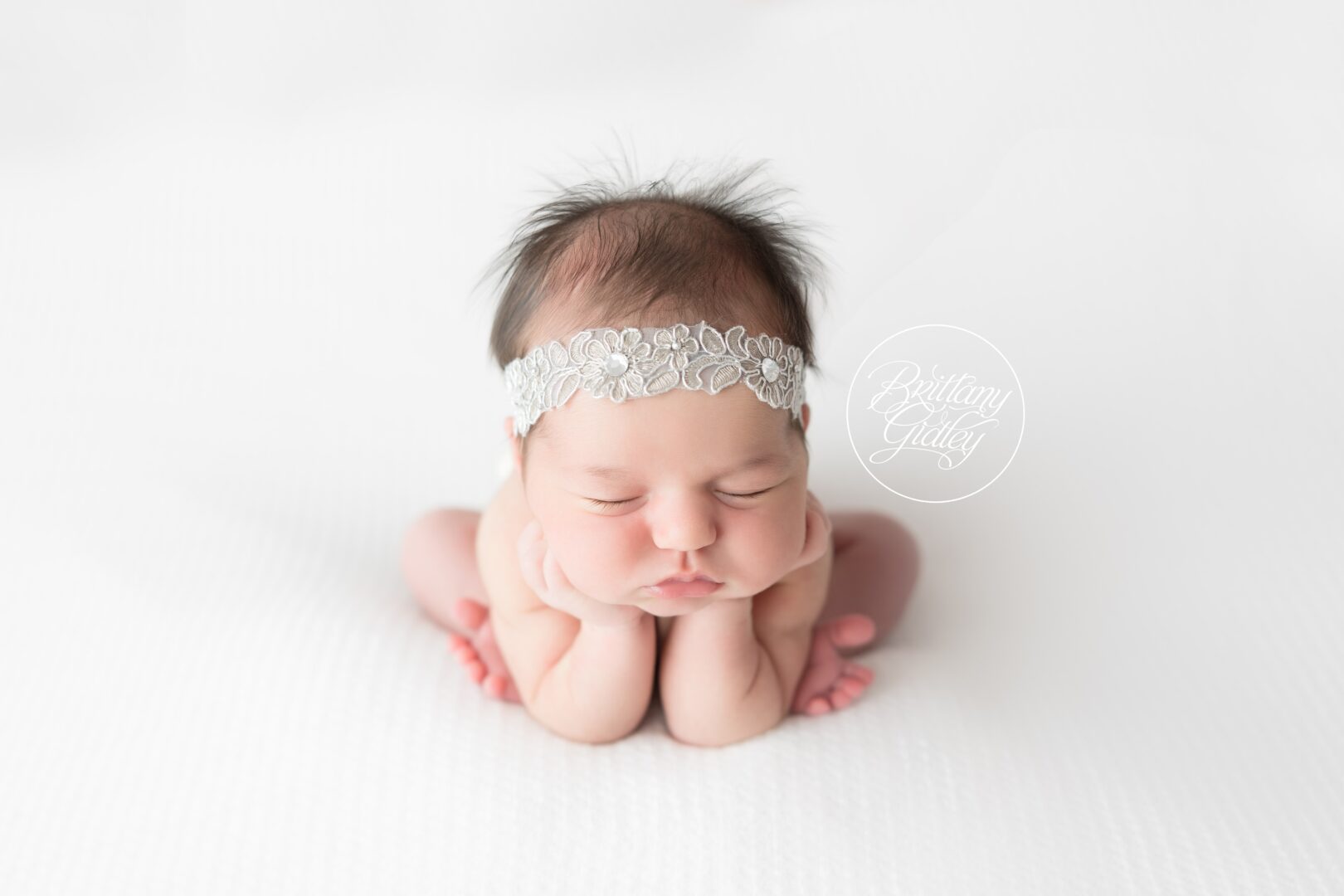 Newborn Baby Photo Shoot | Best Newborn Cleveland Photographer