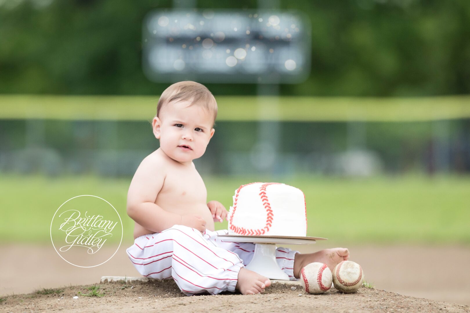 Baseball Themed Cake Smash | Boy One Year Photography