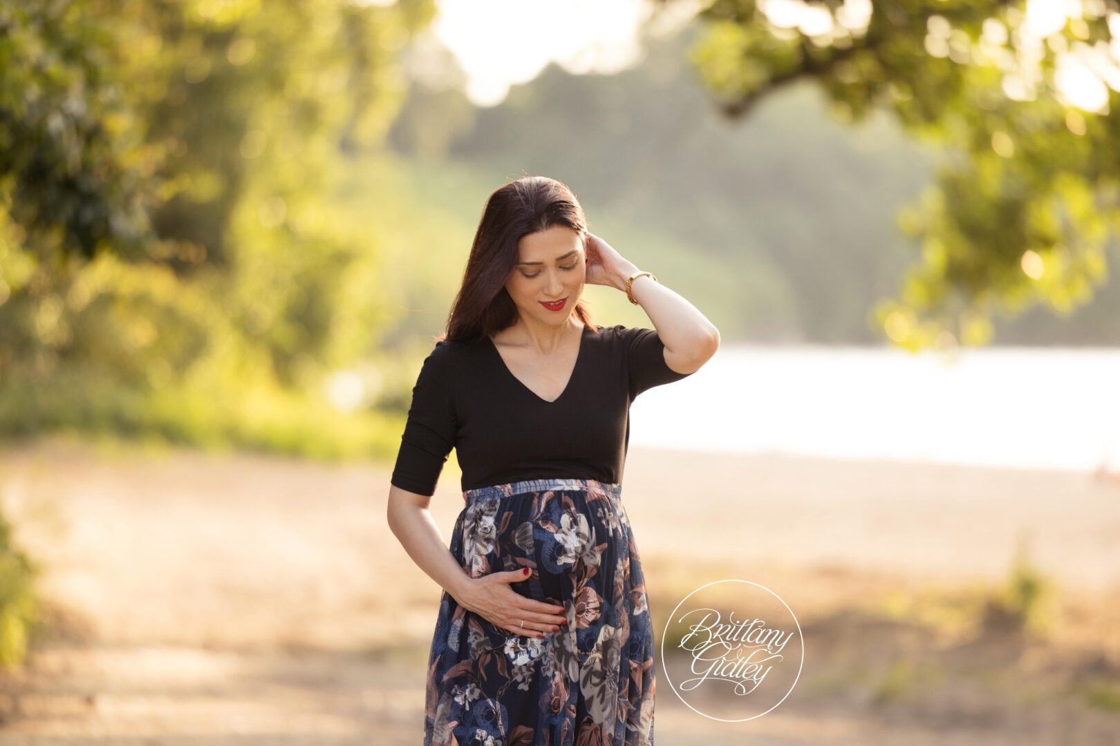 Maternity Beach Photo Shoot