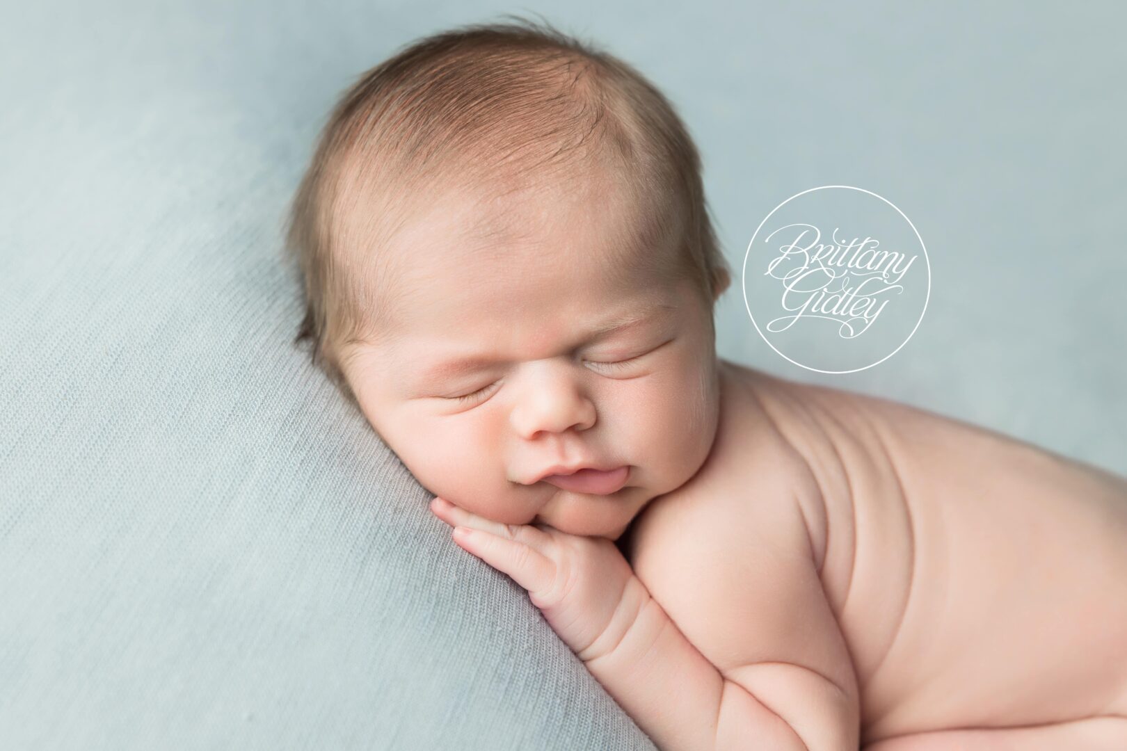 Strongsville Newborn Boy Photographer