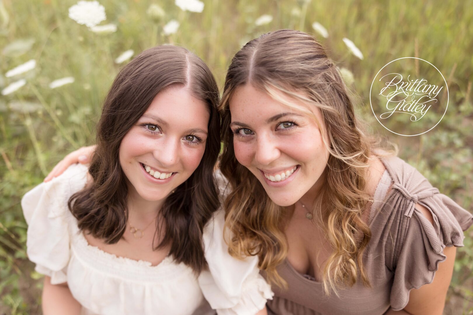 Edgewater Beach Photographer | Seven Hills Family Photographer