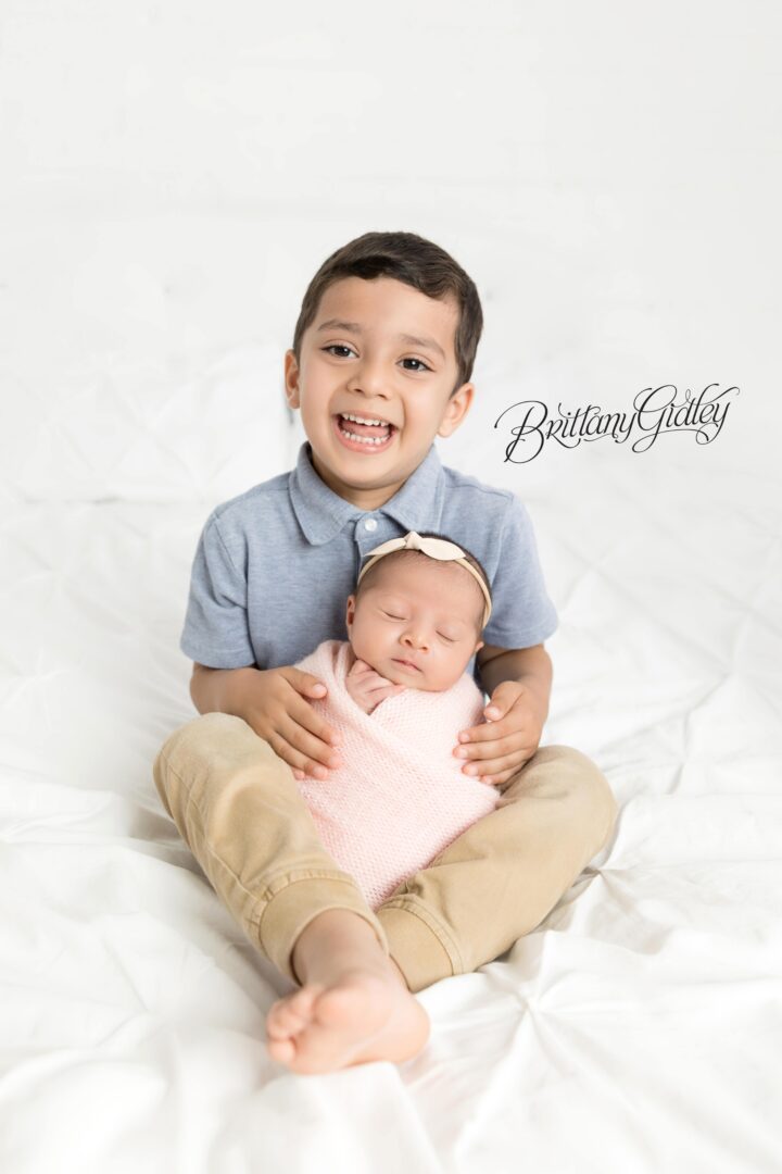 Siblings | Beachwood Newborn Girl Photography