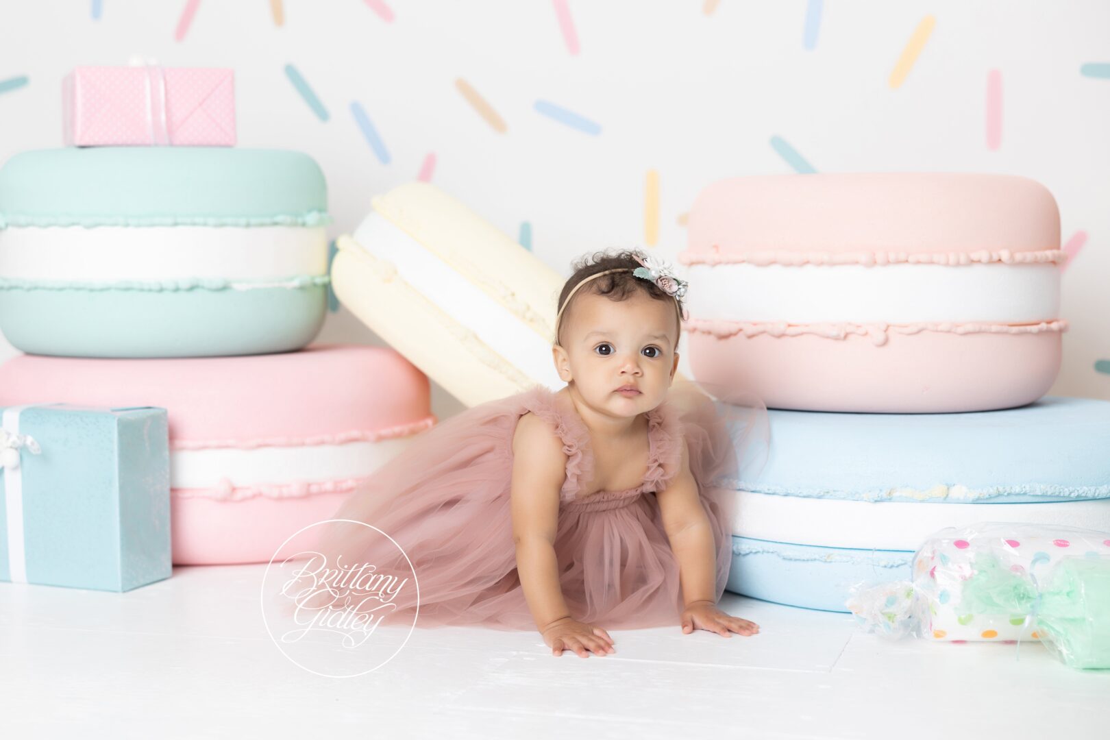 Cake Smash Photographer | First Birthday Girl Photography