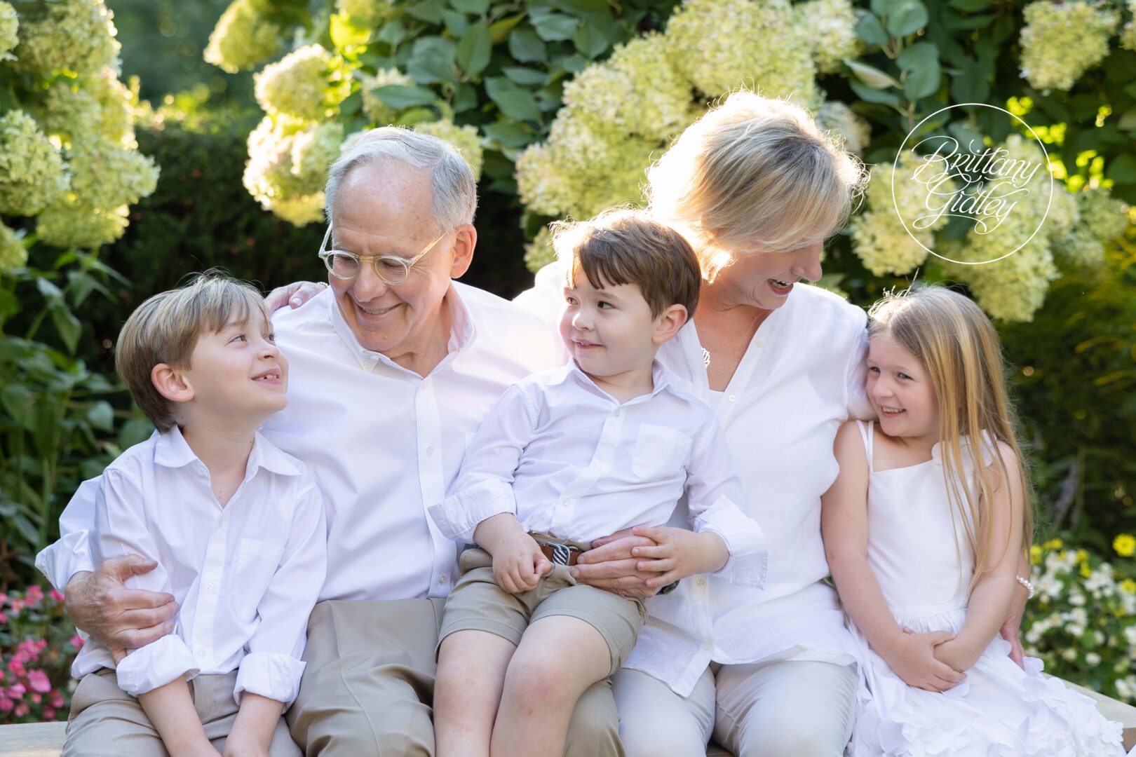 Grandparents with Grandkids Photo Shoot