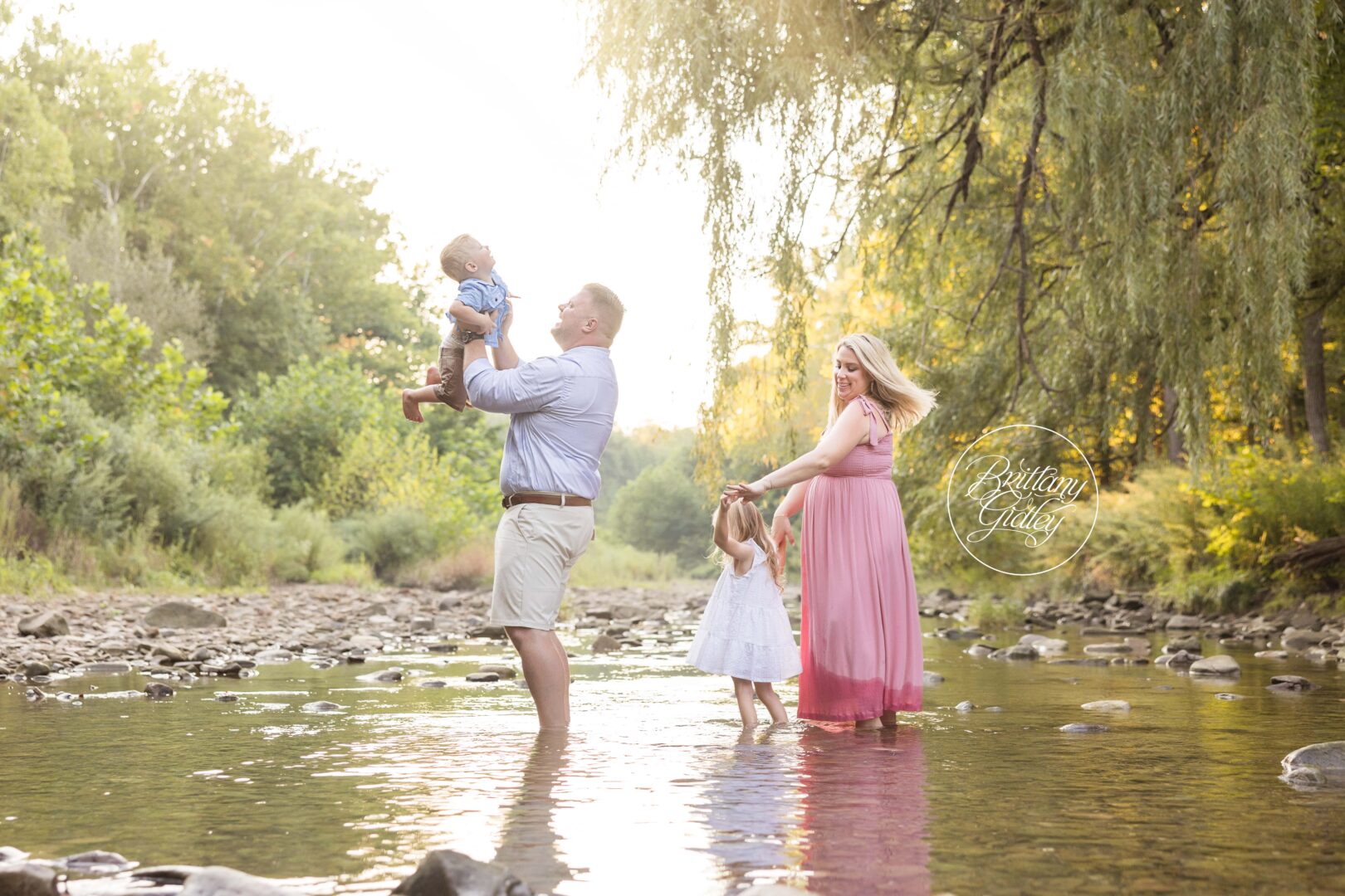 Ohio Maternity and Family Photographer