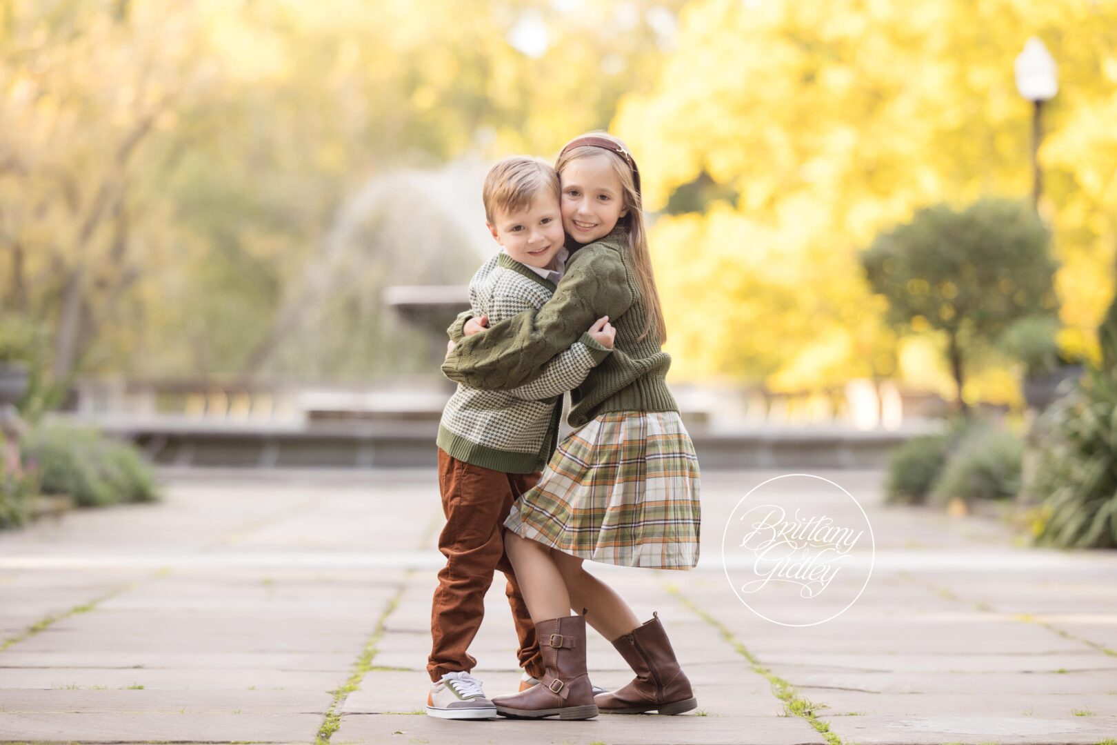 Sibling Photo Shoot | Avon Lake Photography