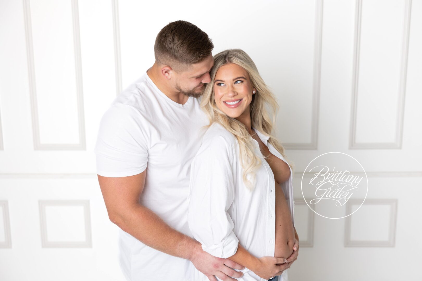 The Teller Family Pregnancy | Cleveland Fine Art Maternity