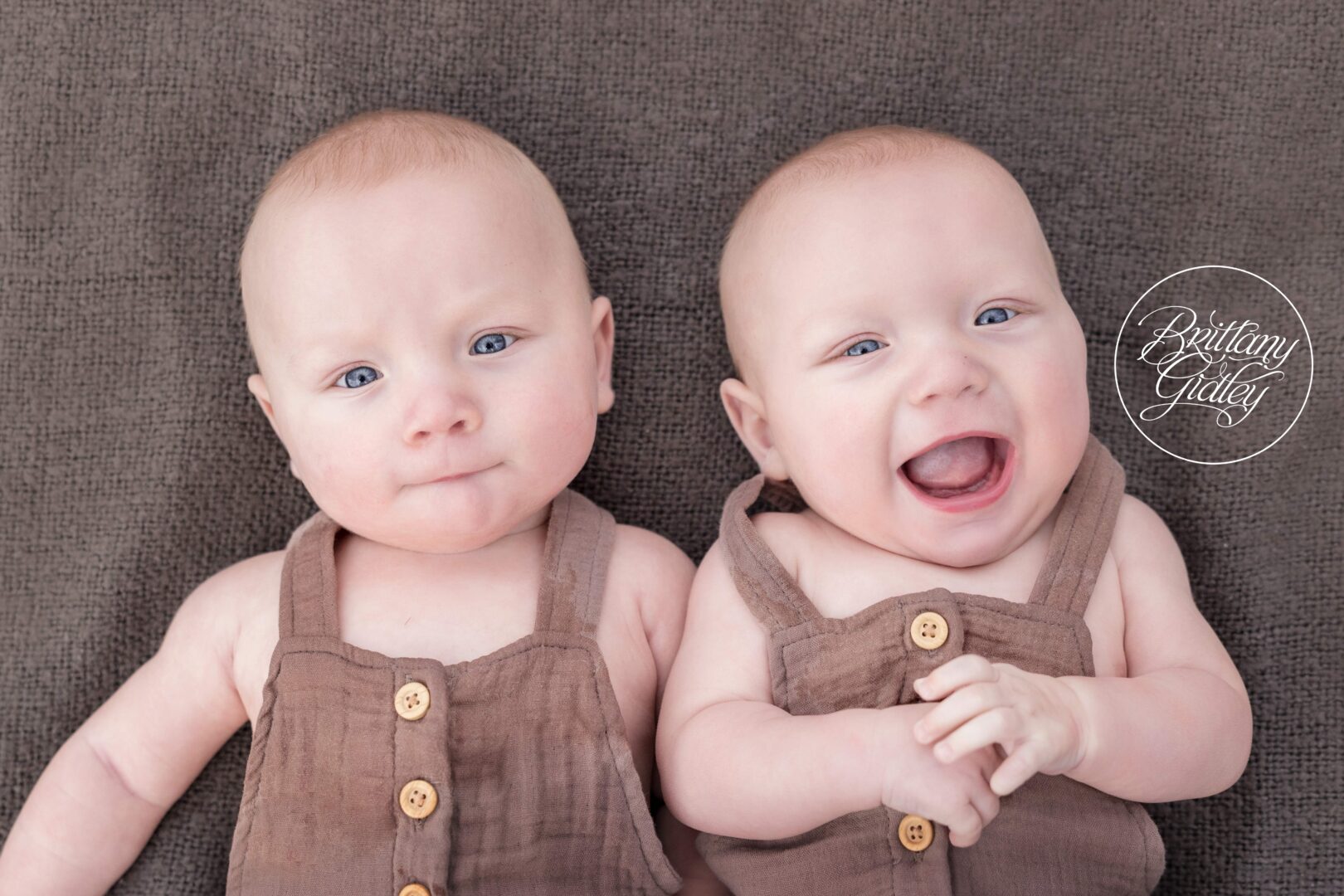 Twin Photographer