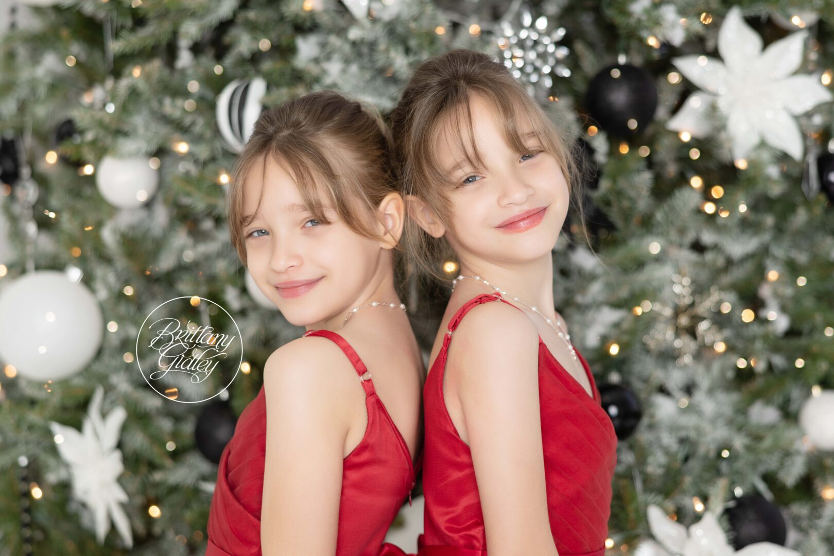 Christmas Sisters
