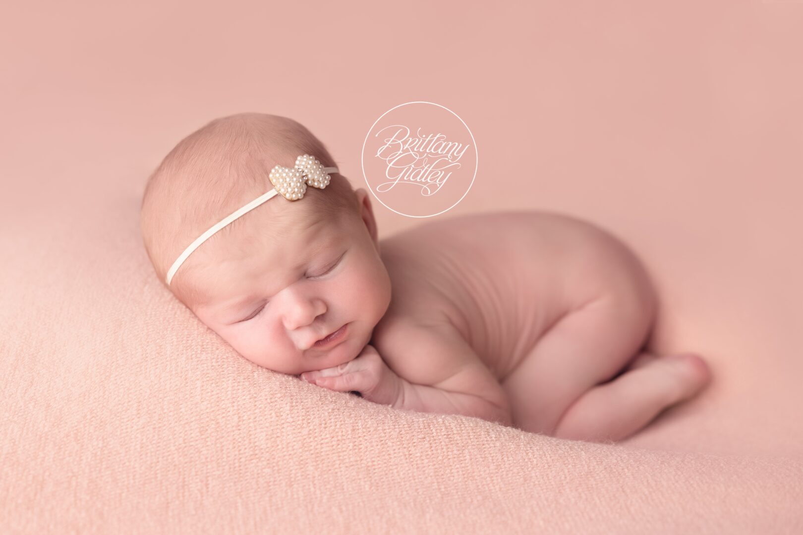Newborn Baby Girl Photo Shoot | North Ridgeville Baby Photography
