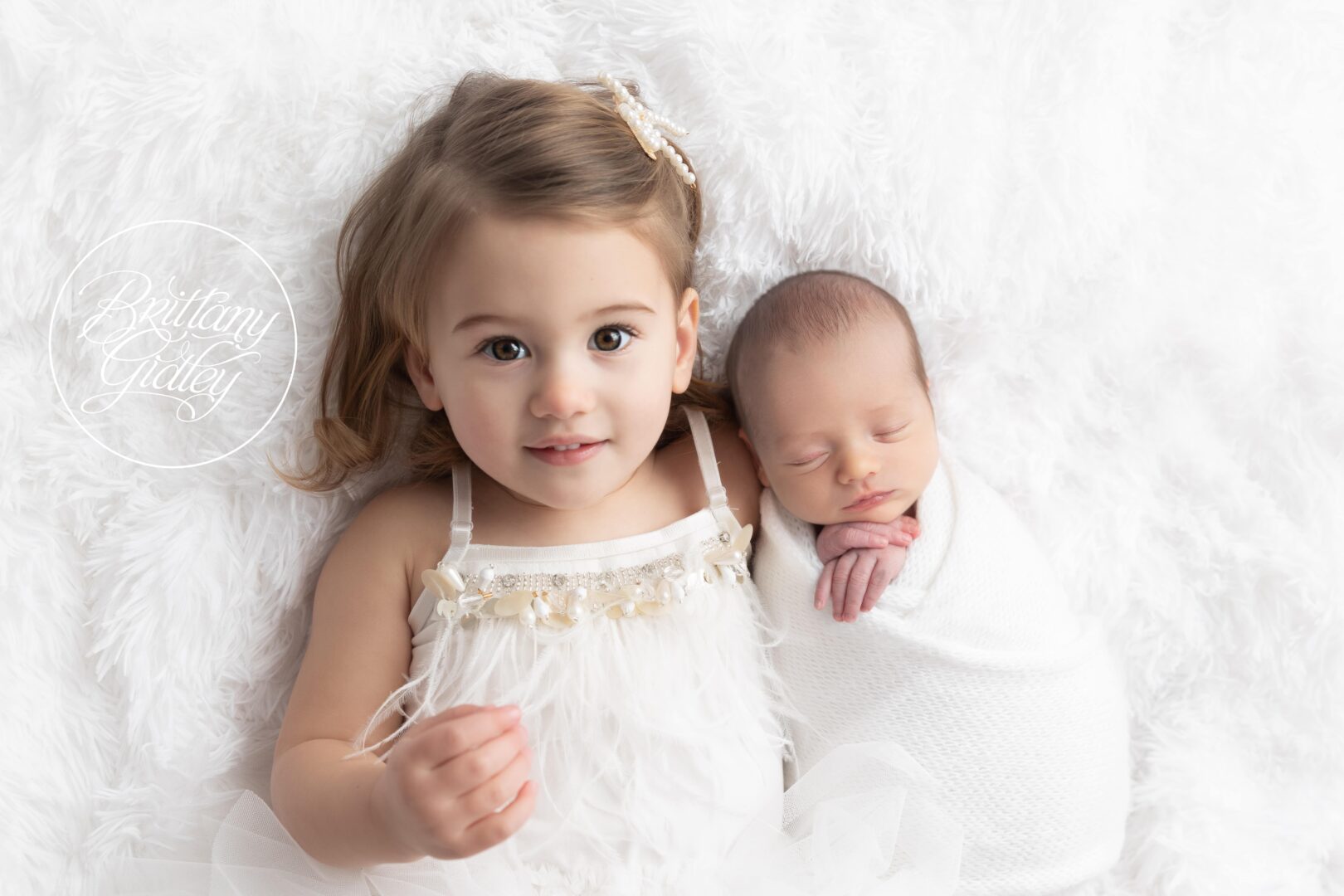Sibling Photography Brecksville Ohio