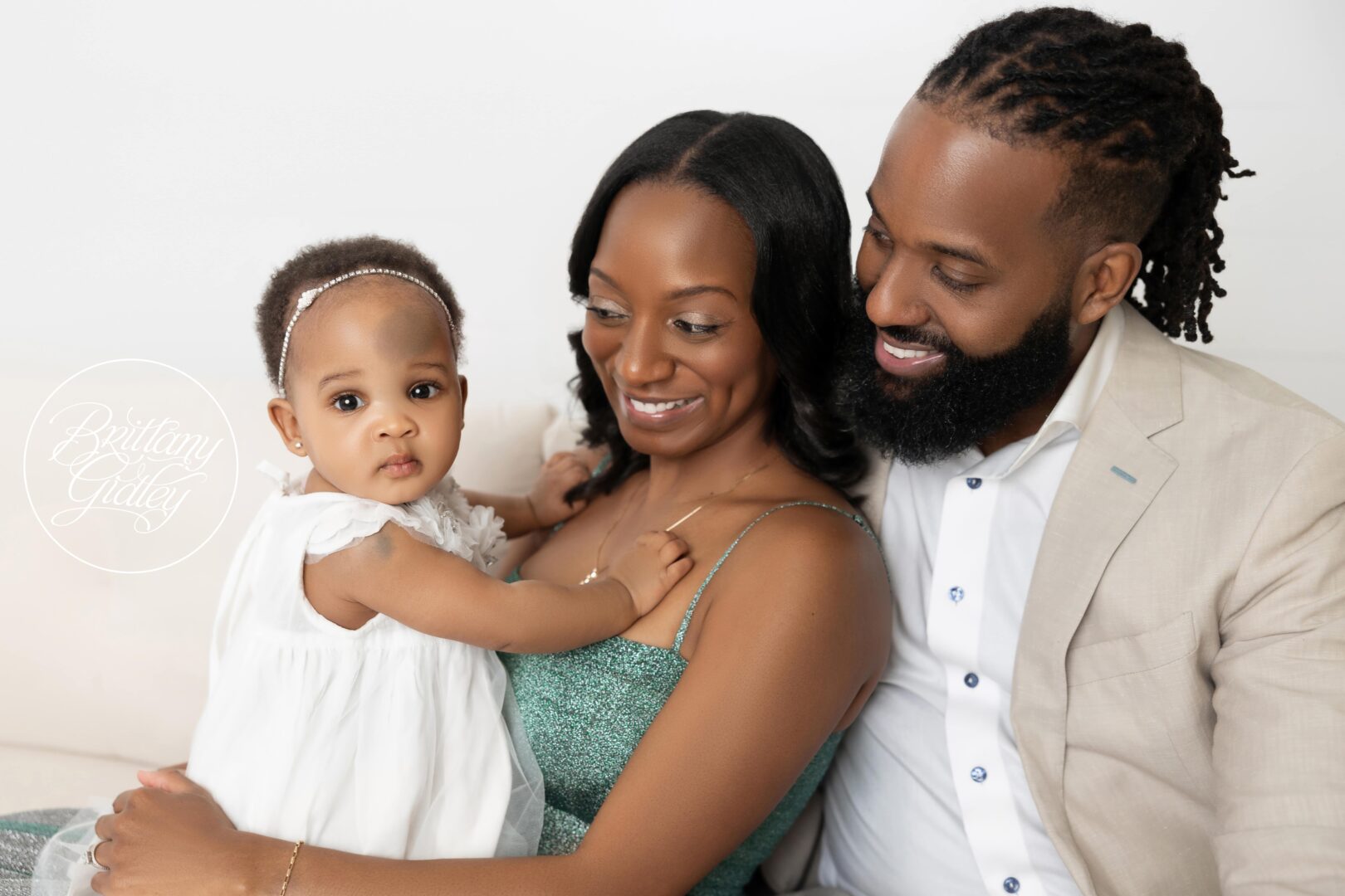 12 Month Baby With Family | Cleveland Family Photoshoot