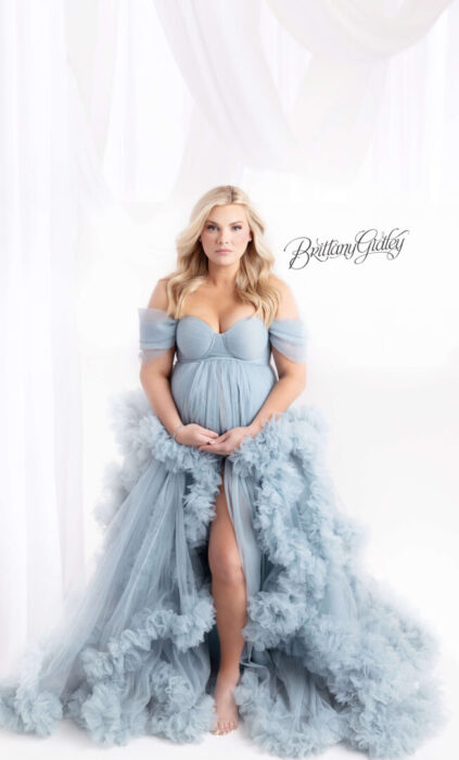 Best Maternity Photography Studio Cleveland