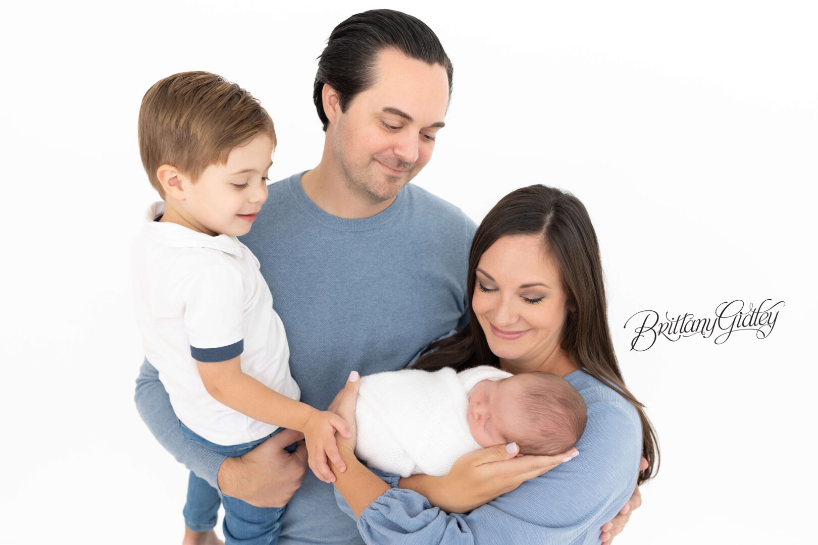 Family of 4 Studio Photo Shoot Copley Ohio