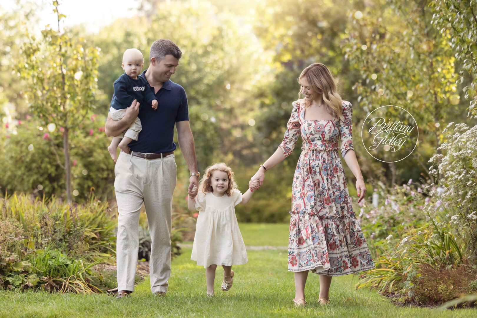 Stan Hywet Photographer | Picnic Park in the Park Dream Session