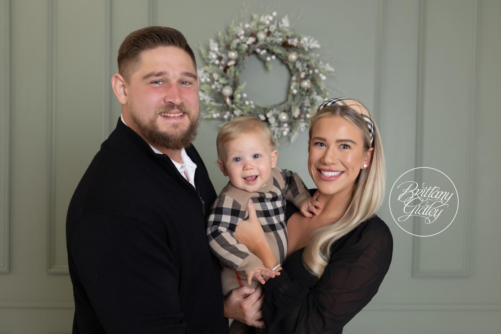 Best Cleveland Christmas Photographer