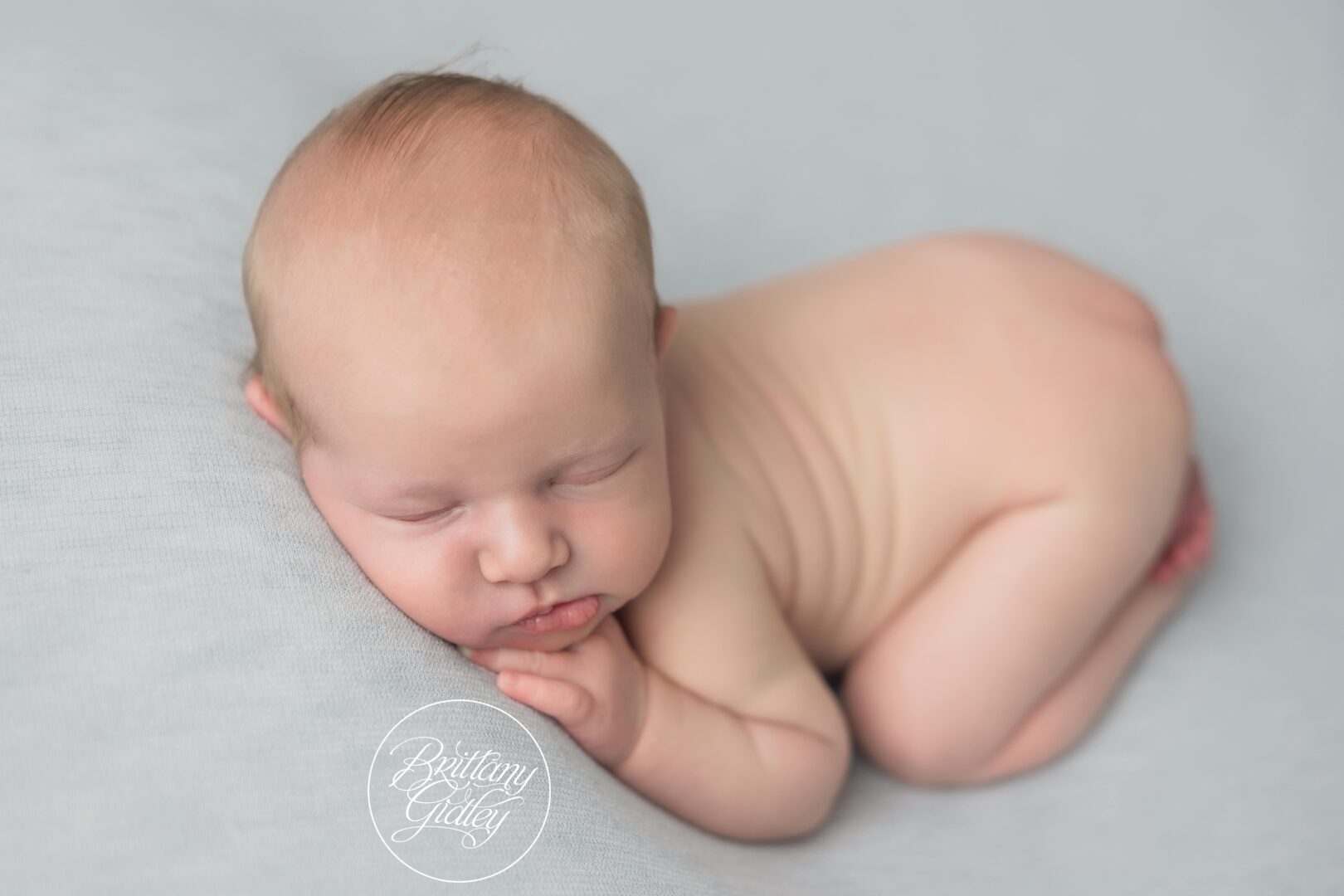 Newborn Photo Shoot CLE