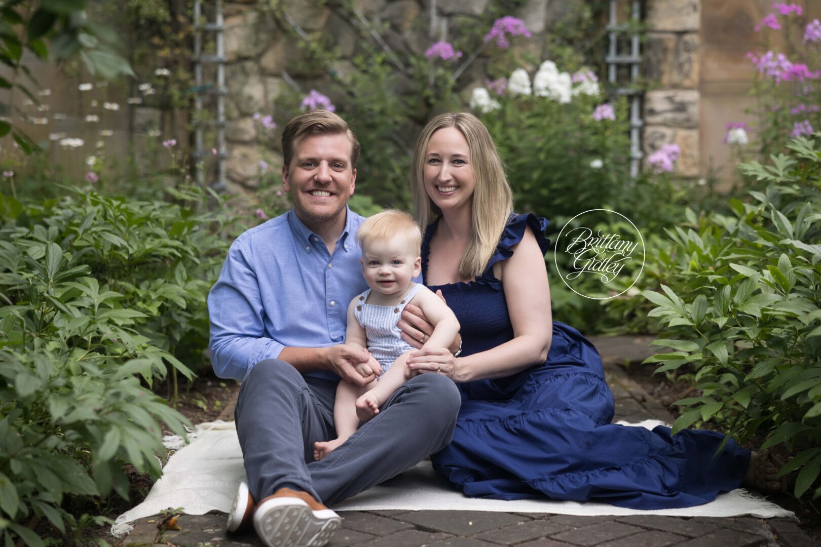 Family Photo Shoot Stan Hywet Gardens