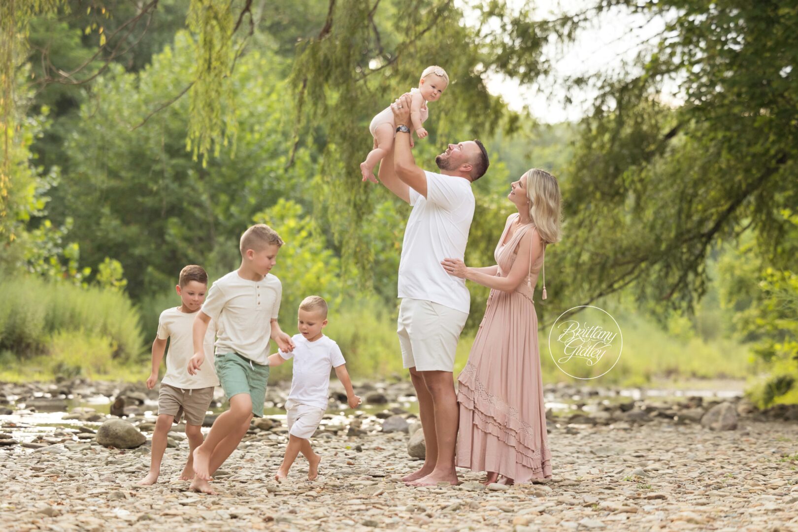 Photo Shoot Baby and Family